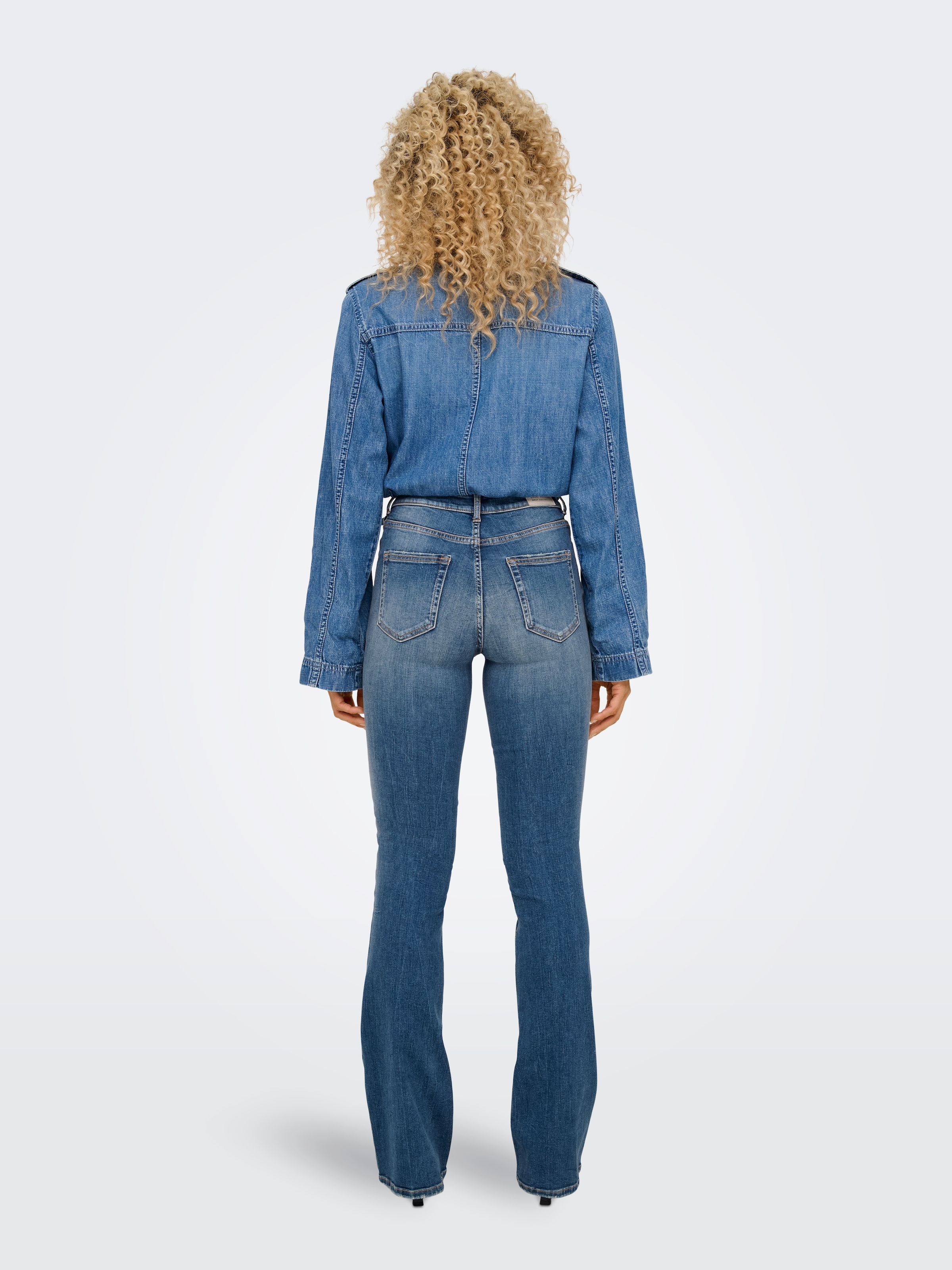 ONLY Bootcut-Jeans »ONLBLUSH MID FLARED DNM DOT741 NOOS«
