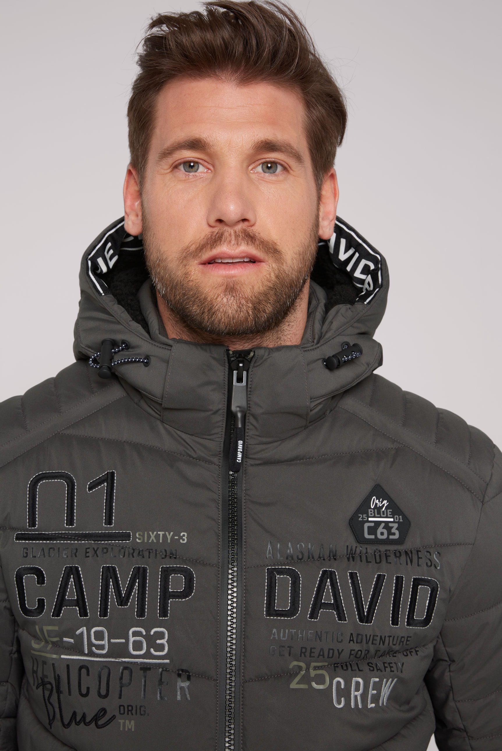 CAMP DAVID Outdoorjacke, mit Kapuze, mit Windbreaker-Bündchen im Ärmel