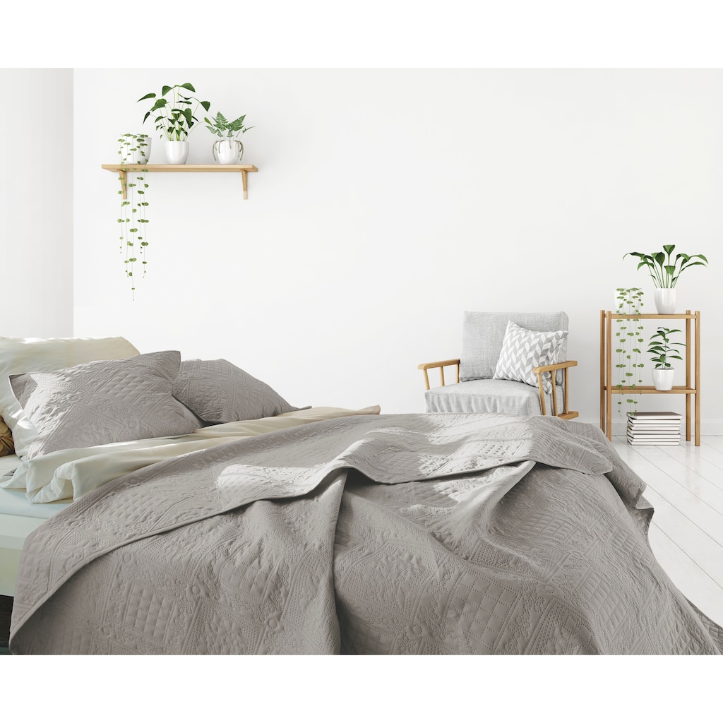 IBENA Tagesdecke »Soni«, mit feinem Steppmuster, aus 100% Kunstfaser, Tagesdecke für Einzelbetten oder Doppelbetten, pflegeleichtes Plaid, STANDARD 100 by OEKO-TEX® zertifiziert