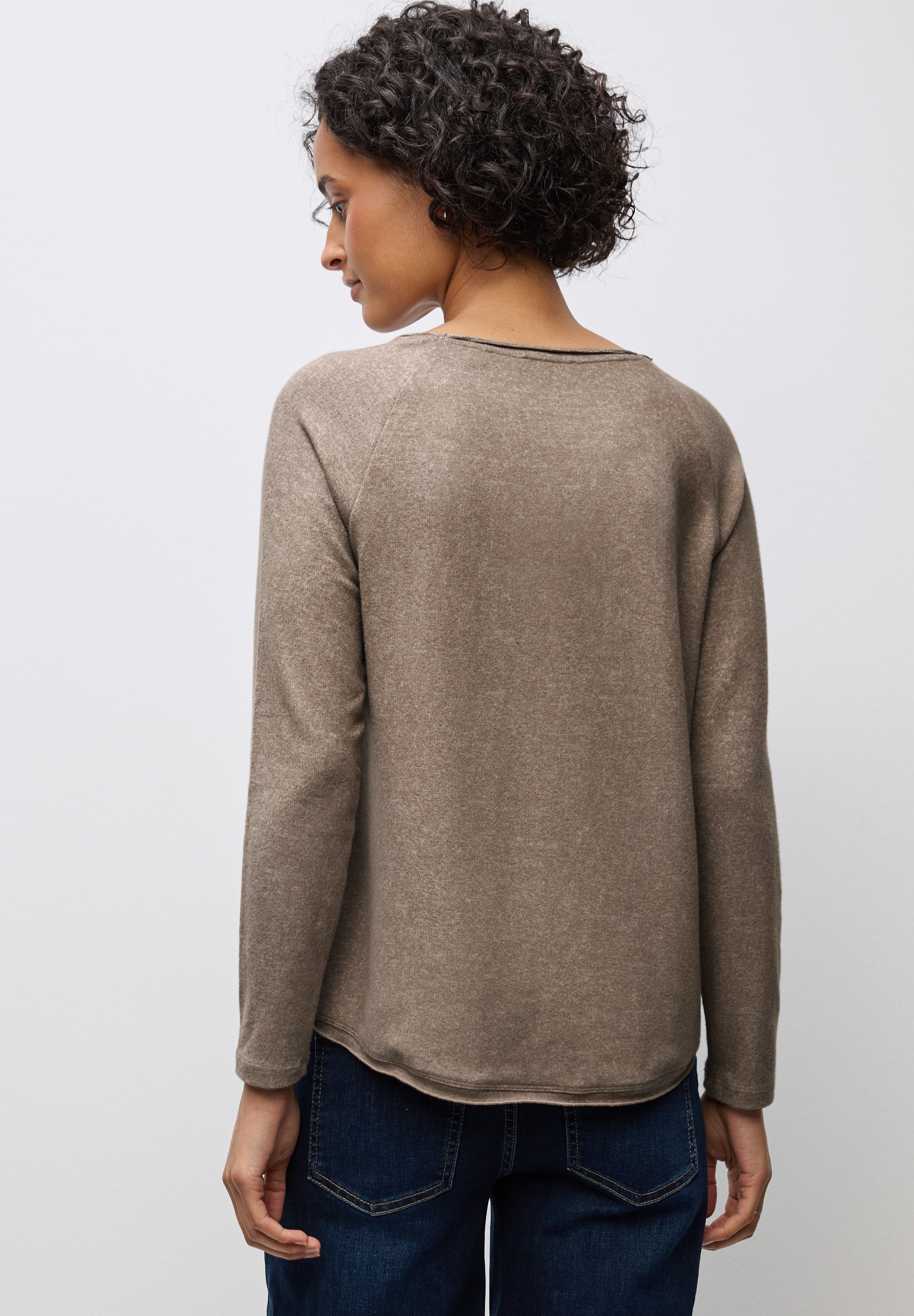 STREET ONE Langarmshirt, aus softem Materialmix