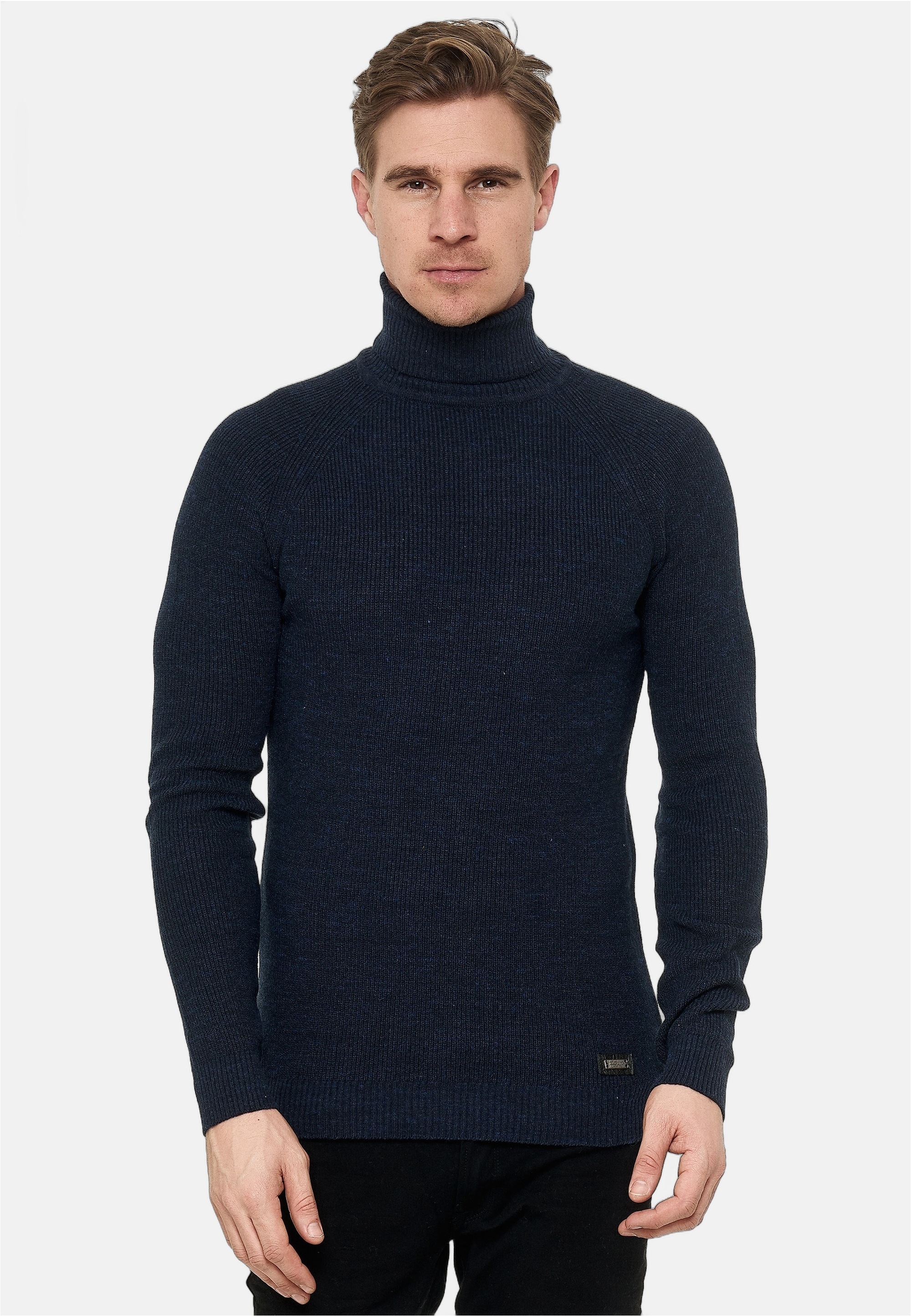 Rusty Neal Rollkragenpullover mit stilvollem Hochkragen