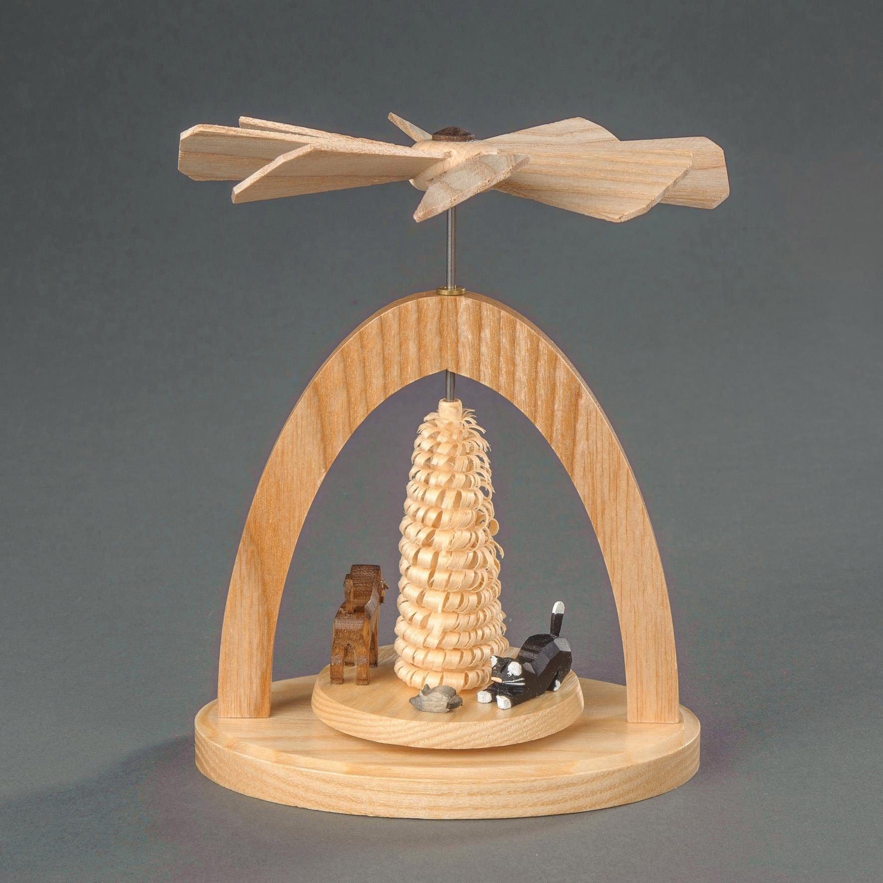 Albin Preissler Weihnachtspyramide "Wärmespiel mit Katze, Maus, Hund und Bäumchen" Weihnachtsdeko aus Holz, Handwerkskunst aus dem Erzgebirge