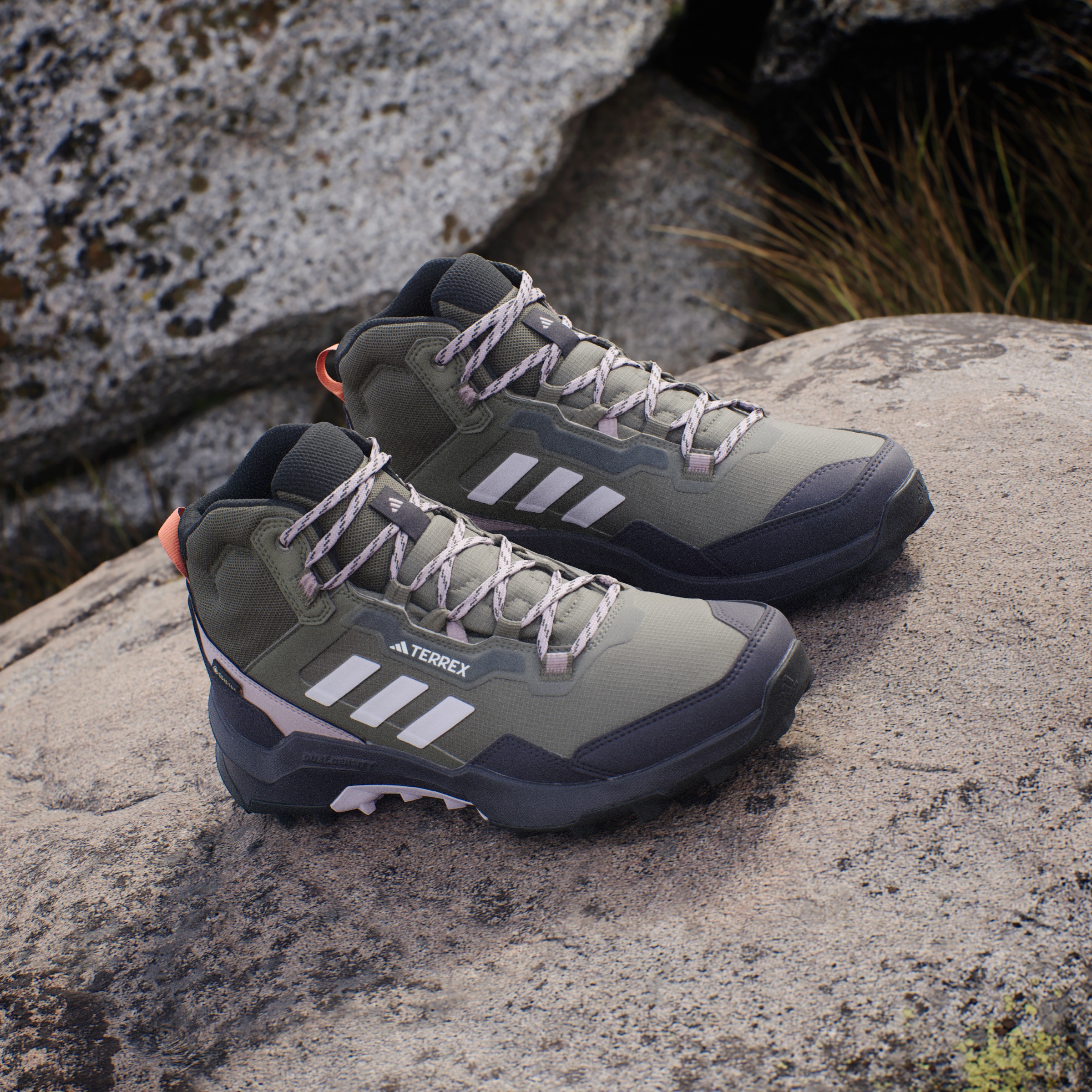 adidas TERREX Wanderschuh »TERREX AX4 MID GORE-TEX«, wasserdicht