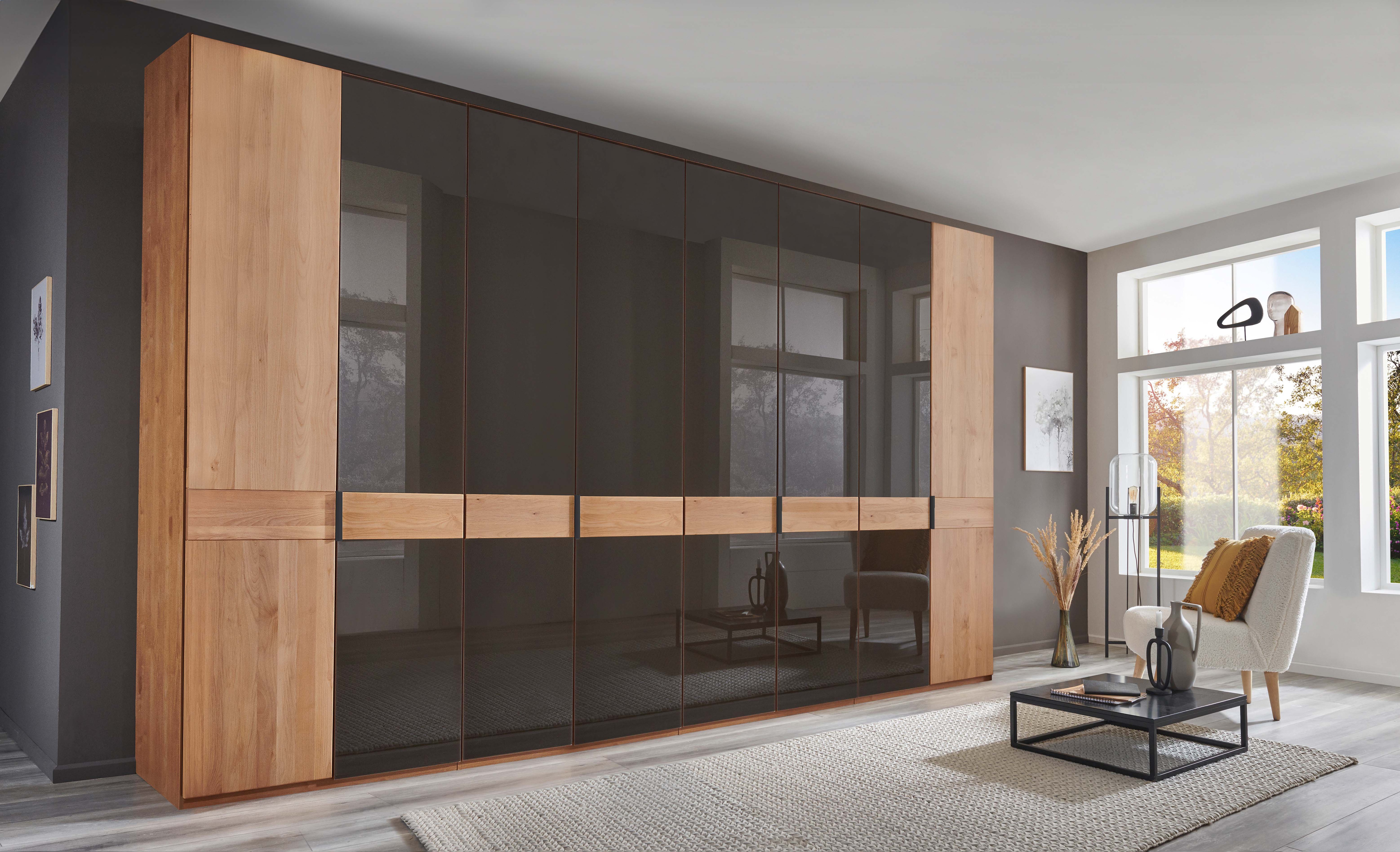 WIEMANN Kleiderschrank "Cardiff, Massivholztüren in Kombination mit Glas- oder Spiegeltüren" 4 Breiten, 2 Höhen 216/236cm auswählbar, hochwertiges Design in langlebiger Qualität, viel Stauraum