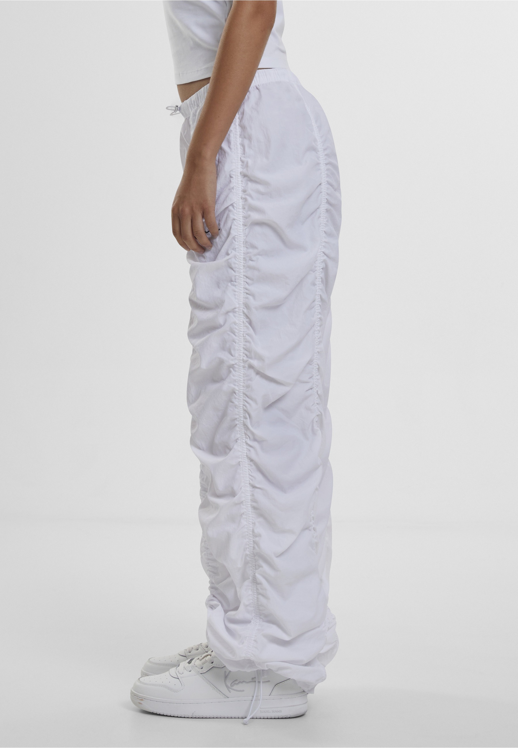 Karl Kani Stoffhose »Karl Kani Damen Small Signature Gathering Parachute Pants«