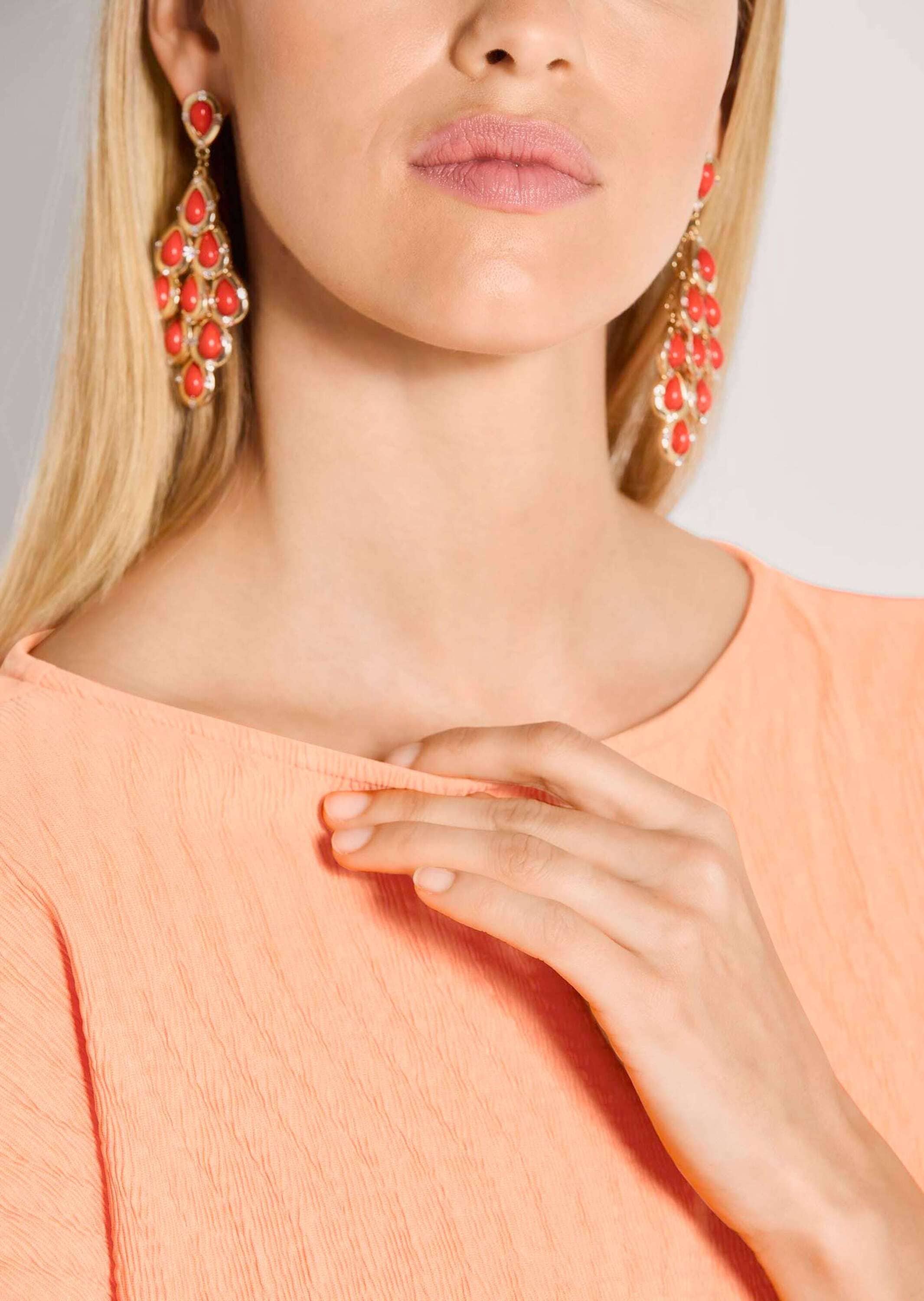 MADELEINE Kurzarmshirt »Shirt Elegantes Sommershirt mit U-Boot-Ausschnitt«