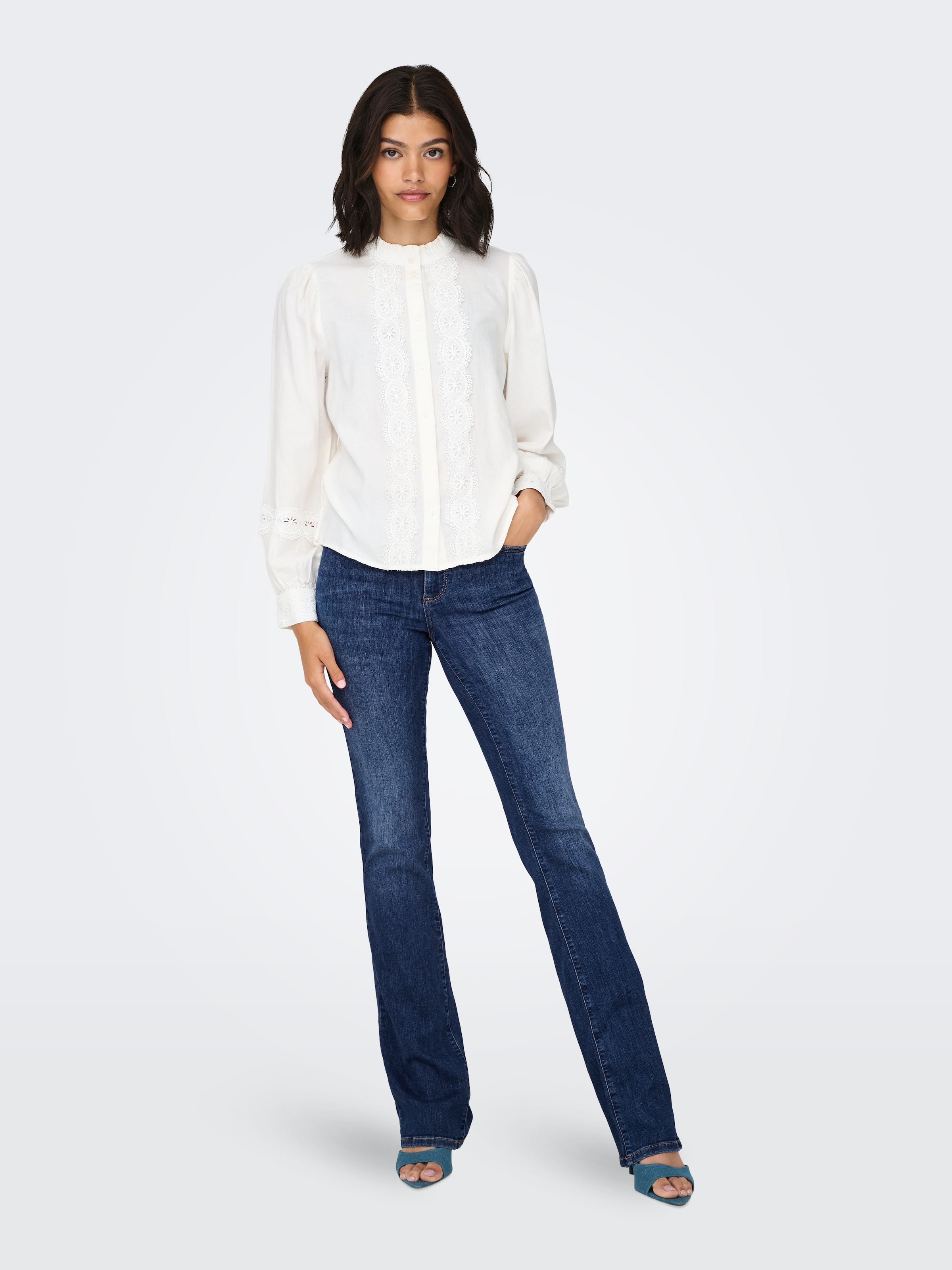 ONLY Bootcut-Jeans »ONLANN MID FLARED DNM SOO615 NOOS«