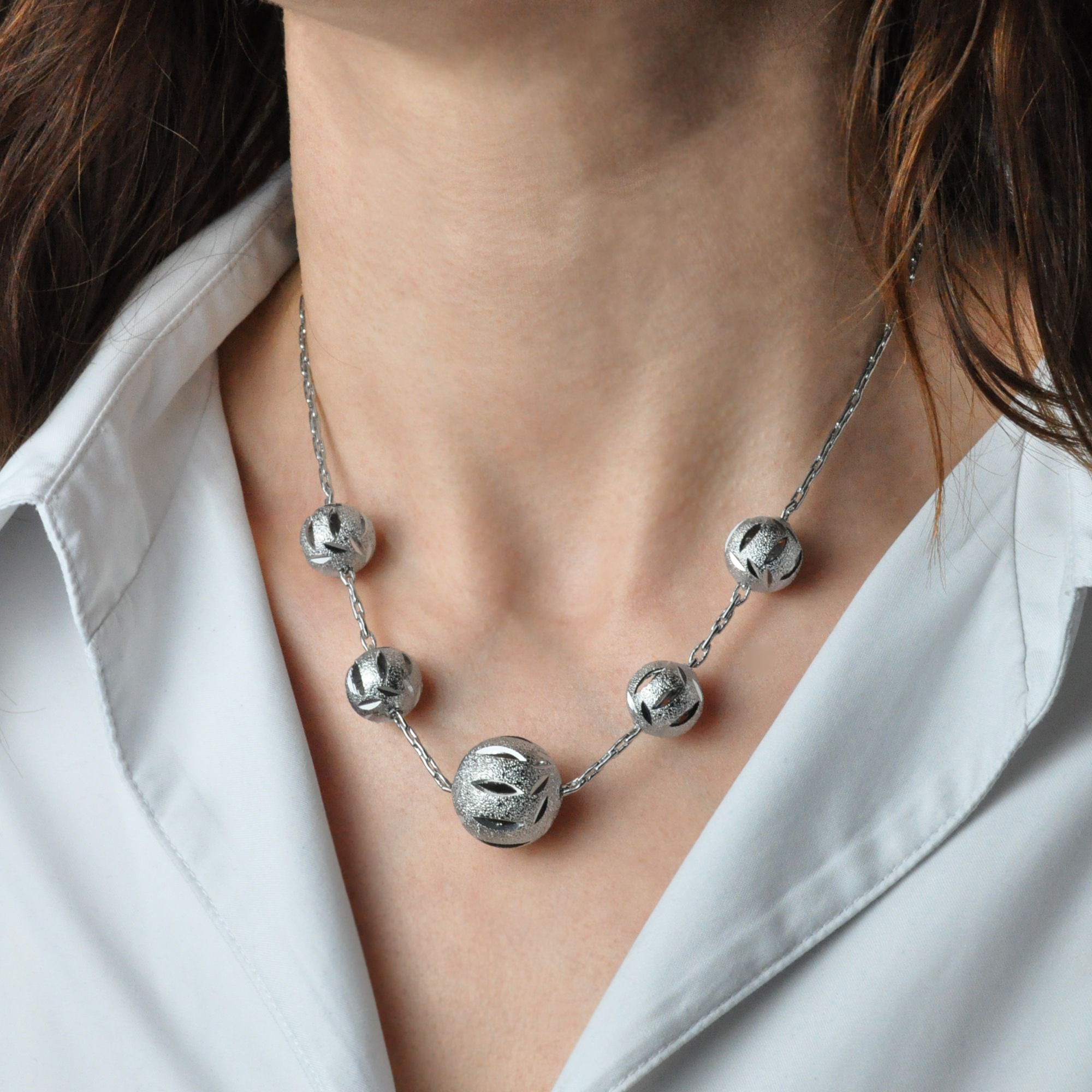 Steuer Lange Kette »Halskette, silberfarben, silberfarbene Zierkugeln, diamantiert«