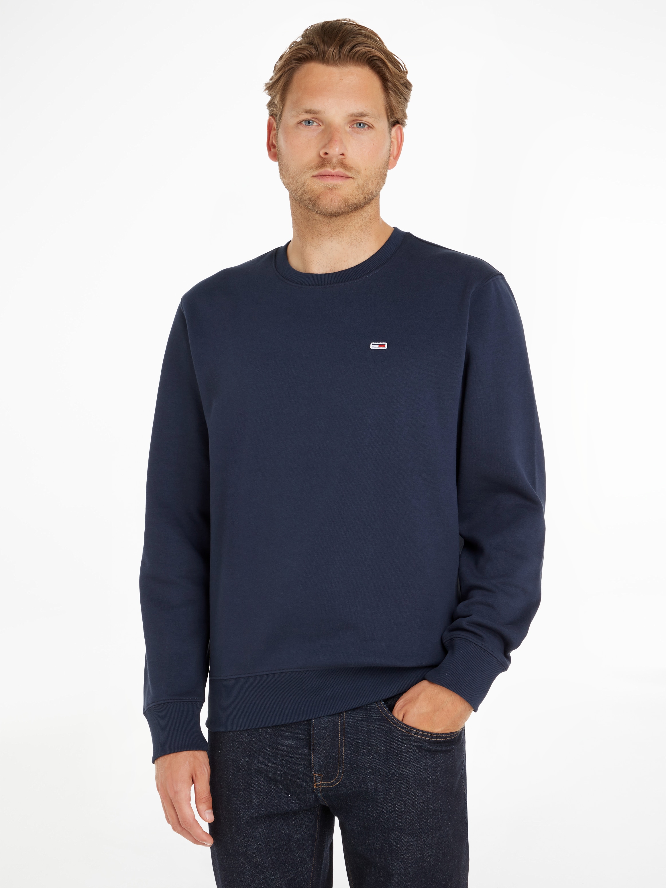 Tommy Jeans Sweatshirt "TJM REGULAR FLEECE C NECK", mit Markenlogo auf der Brust