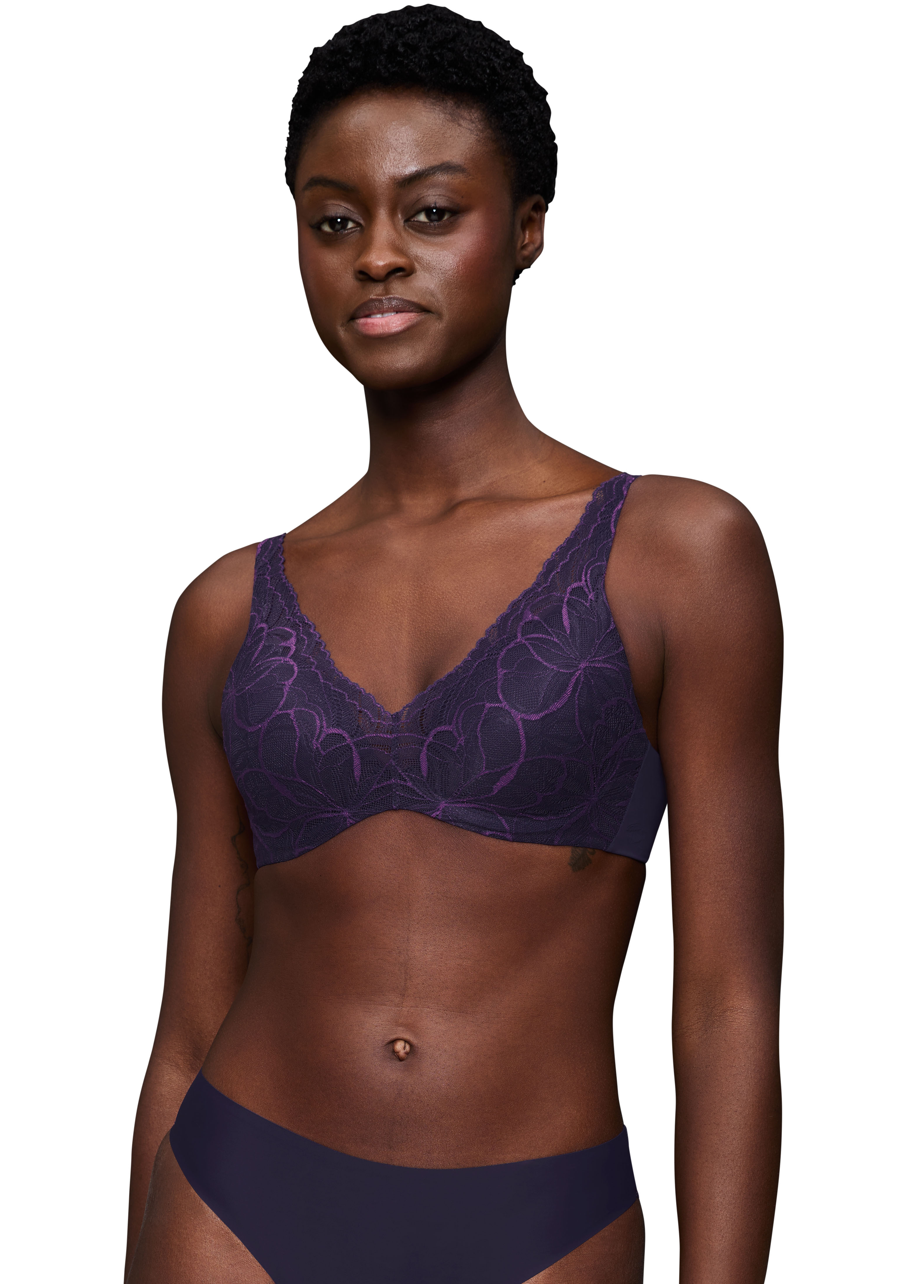 Triumph Bügel-BH "Body Make-Up Illusion Lace" Komfort-Bügel, wattiert, Spitze, weiche Microfaser, tiefes Dekolleté