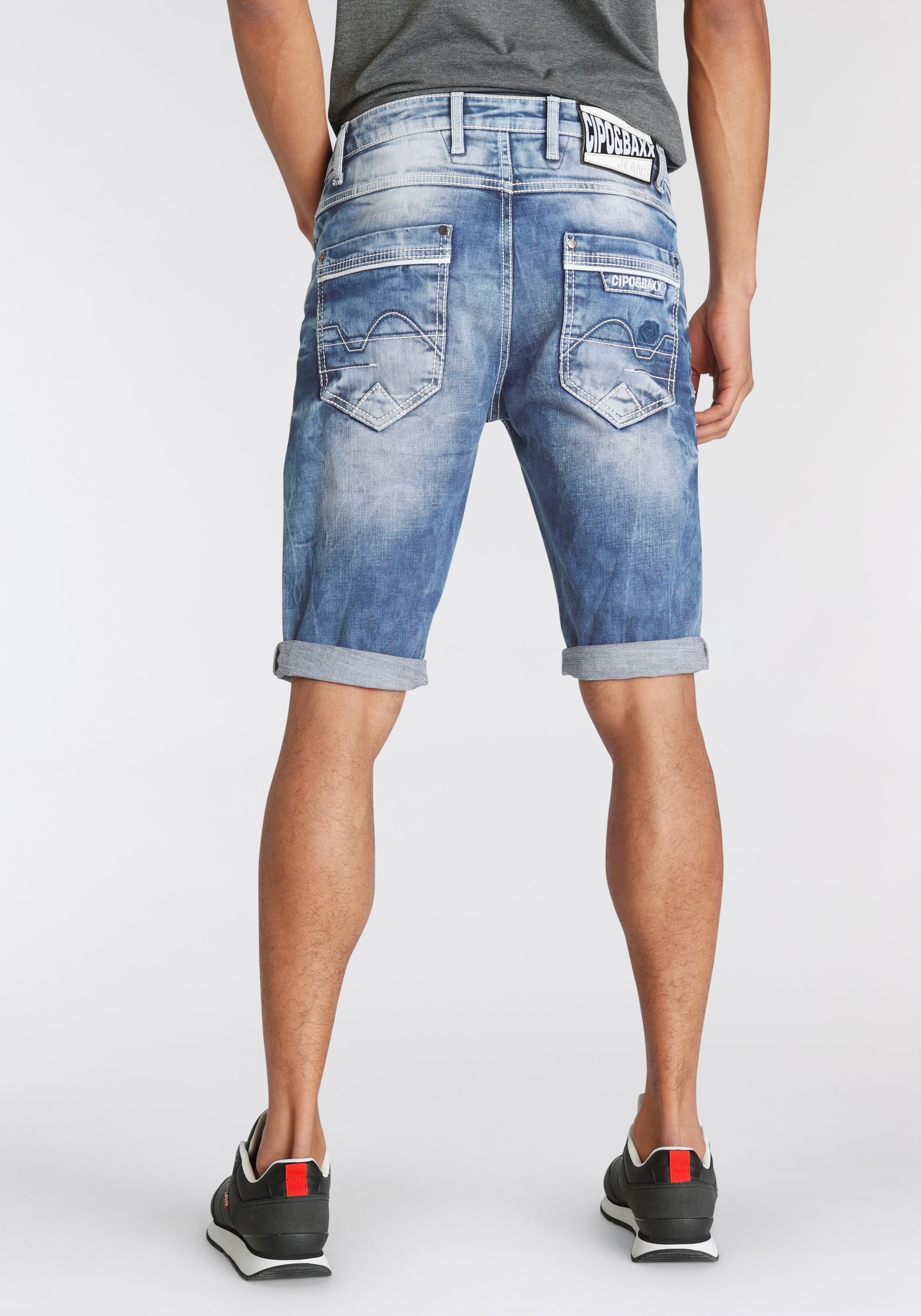 Thumbnail - Cipo & Baxx Bermudas in Denim und mit markanten Taschen