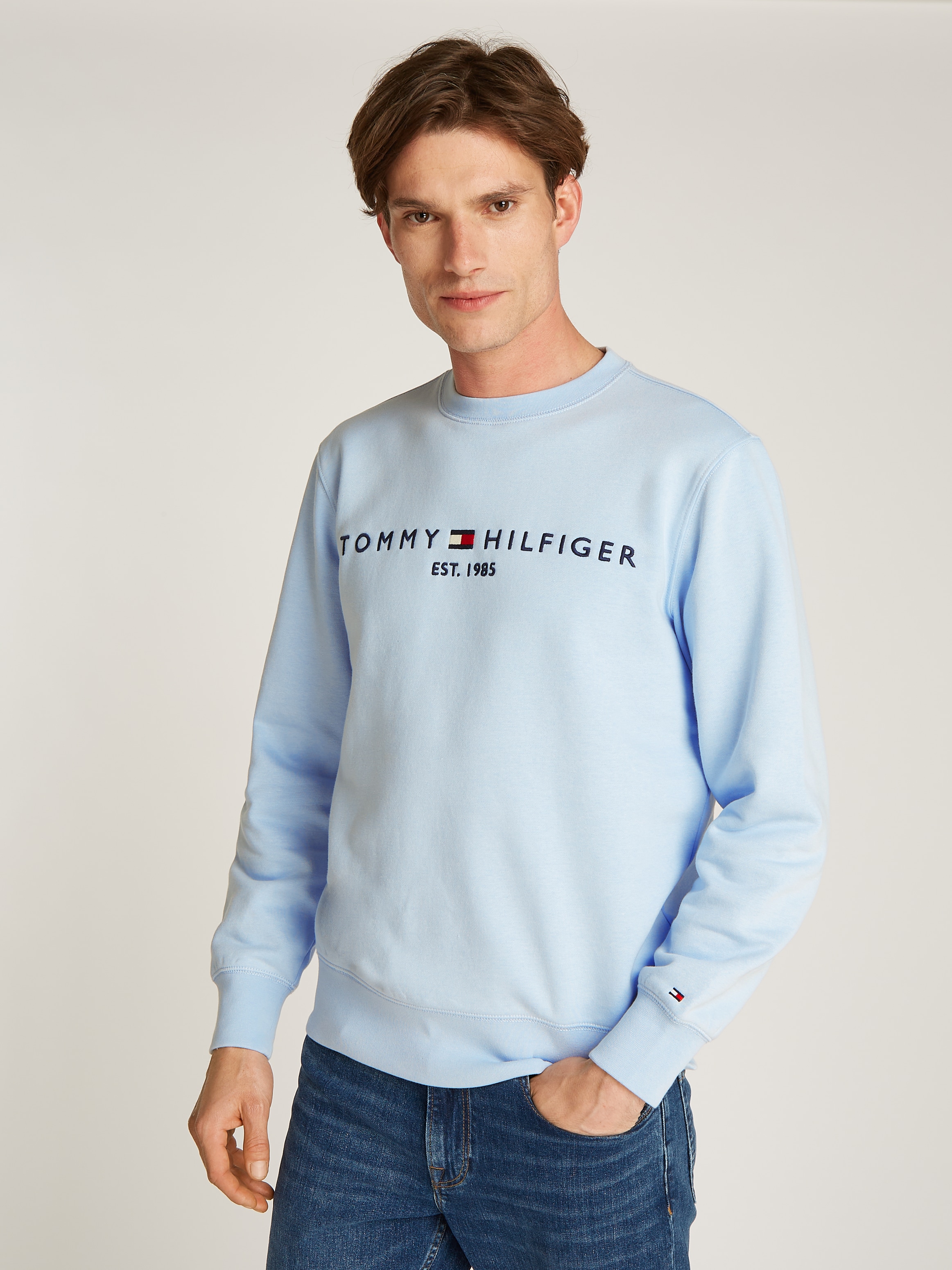 Tommy Hilfiger "TOMMY LOGO SWEATSHIRT mit Rundhals und Stickerei", unifarbe günstig online kaufen