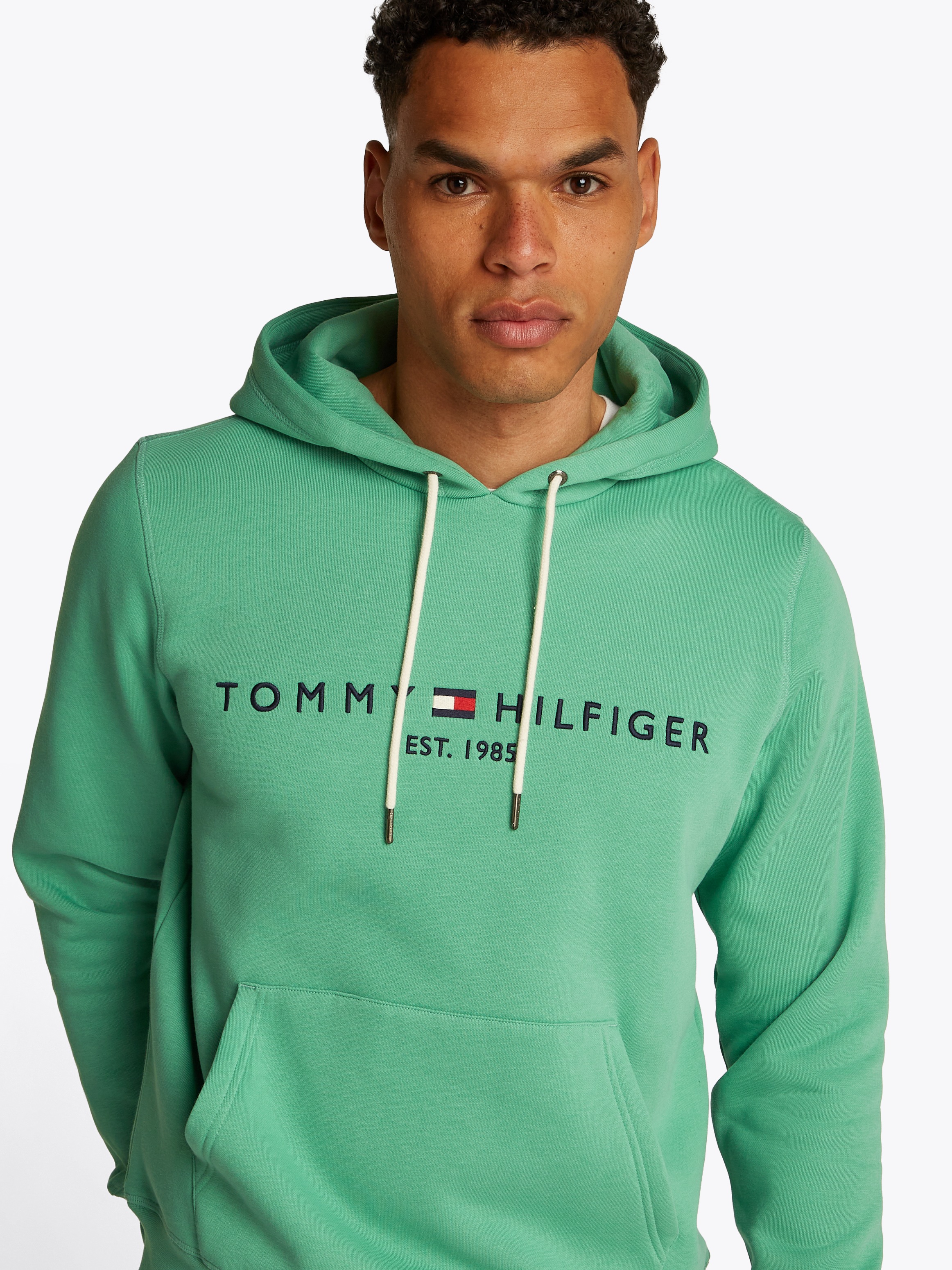 Tommy Hilfiger Kapuzensweatshirt "TOMMY LOGO HOODY", mit Kapuze und Känguru günstig online kaufen