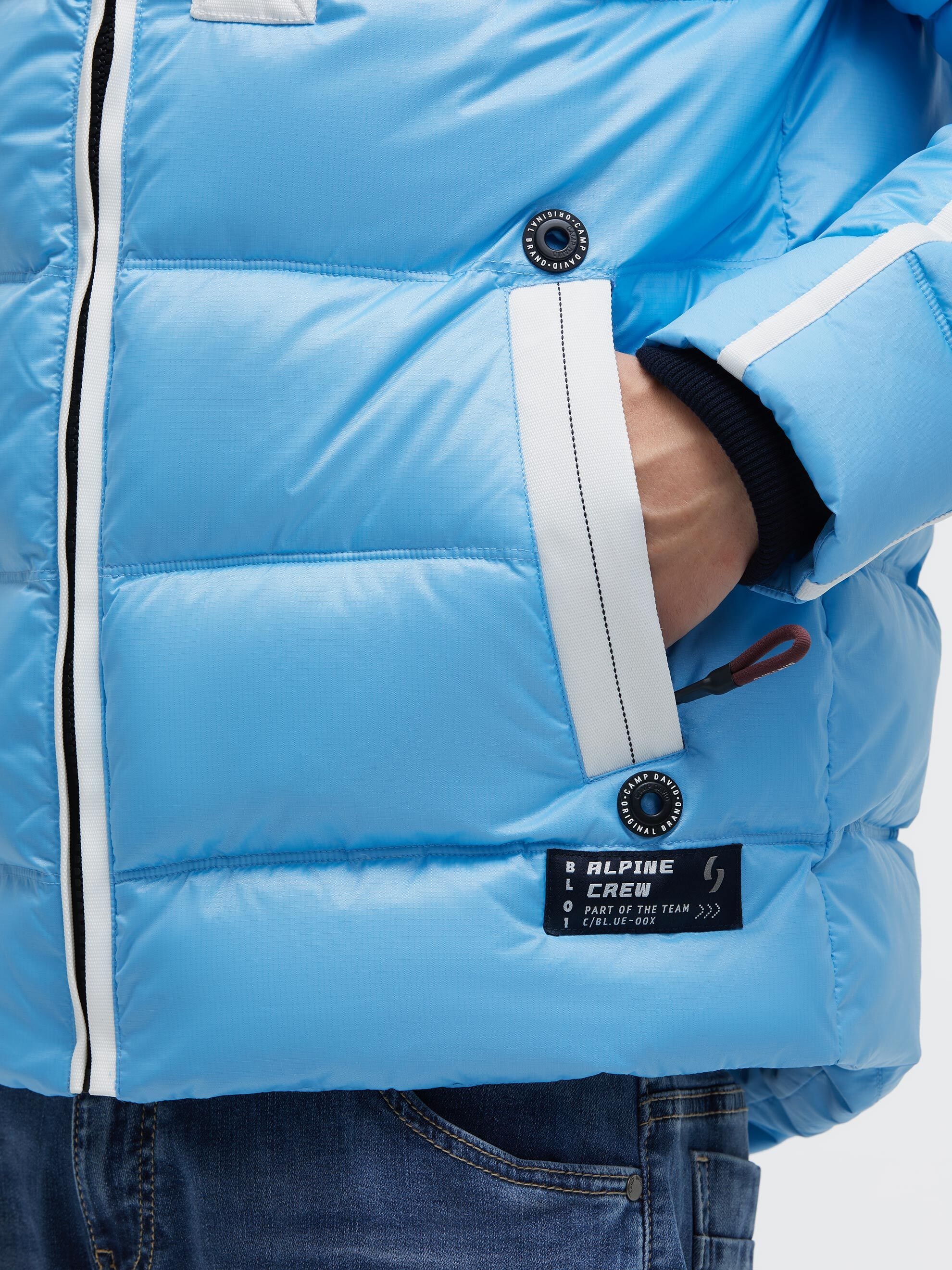 CAMP DAVID Winterjacke mit Kapuze mit Reißverschluss an den Einschubtaschen