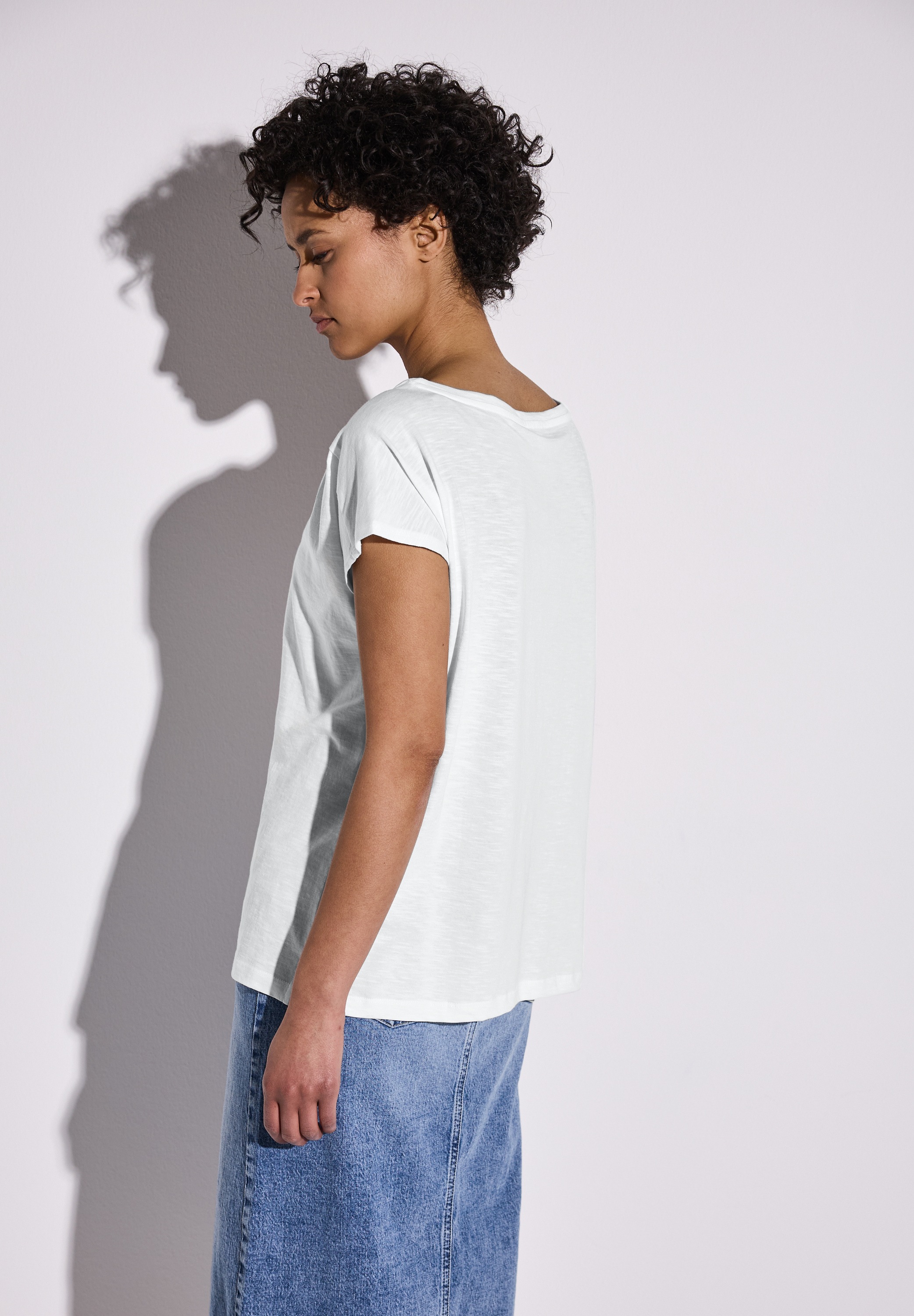 STREET ONE T-Shirt, mit Seitlichen Einschlitzen am Saum günstig online kaufen