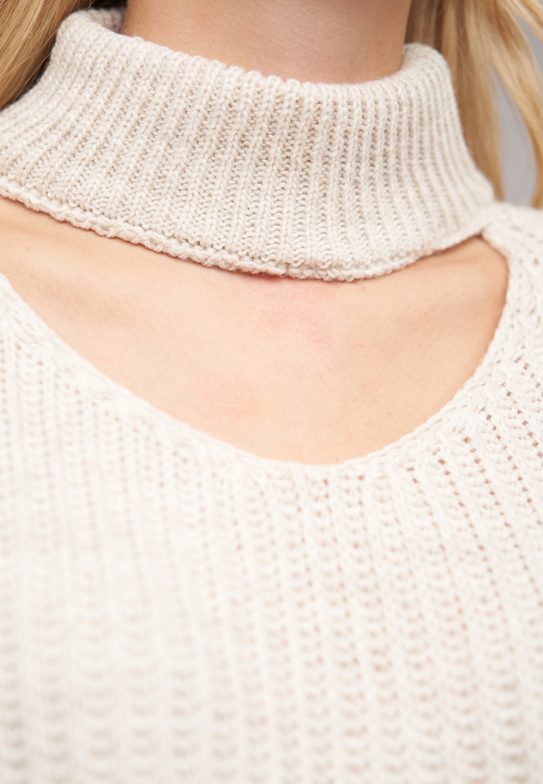 CLOUD 5IVE Fleecepullover »CLOUD 5IVE Pullover mit Stehrollkragen und V-Ausschnitt«
