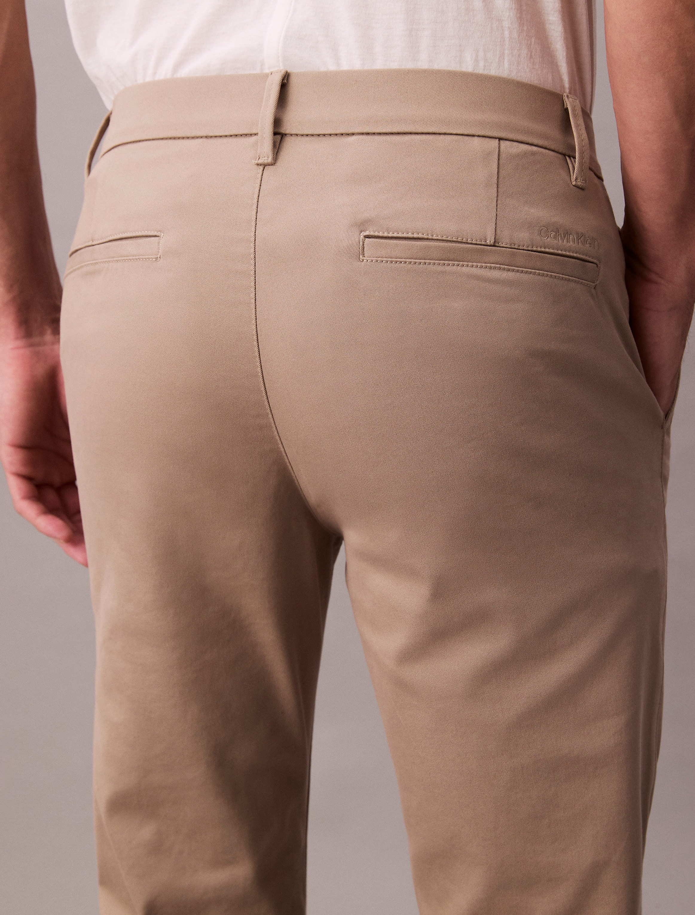 Calvin Klein Stoffhose »SLM CTTN STRTCH CHN«, Mit Gürtelschlaufen