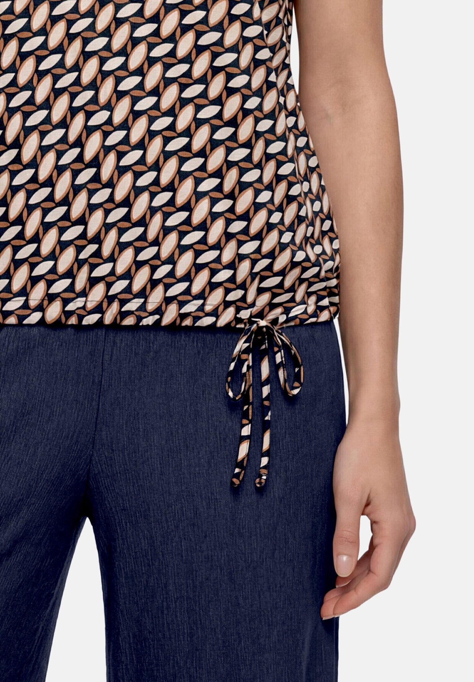 Betty Barclay Kurzarmshirt »Damen mit V-Ausschnitt« 1