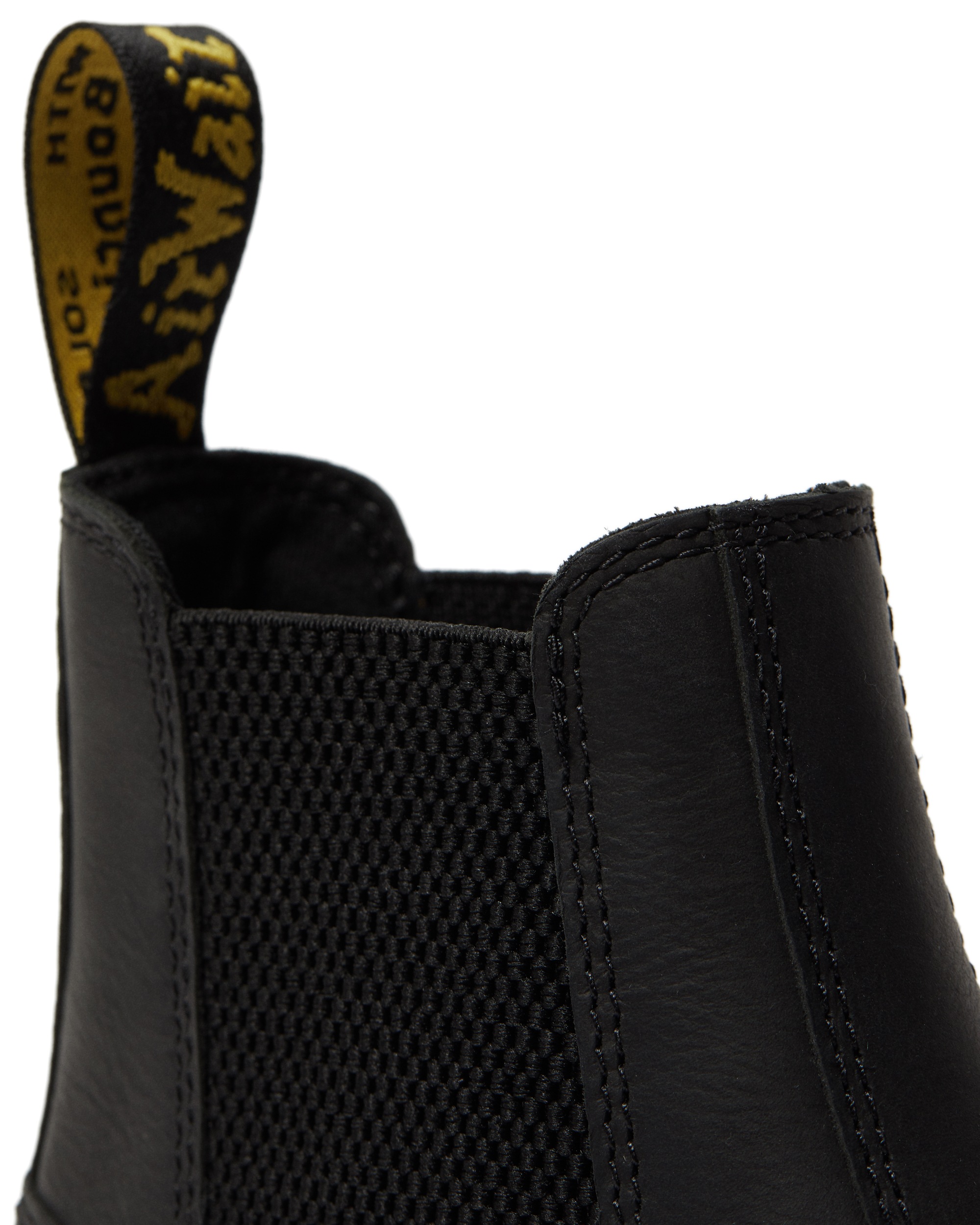 DR. MARTENS Chelseaboots »Embury«  , Blockabsatz, Stiefelette, Schlupfboots mit Logoschriftzug