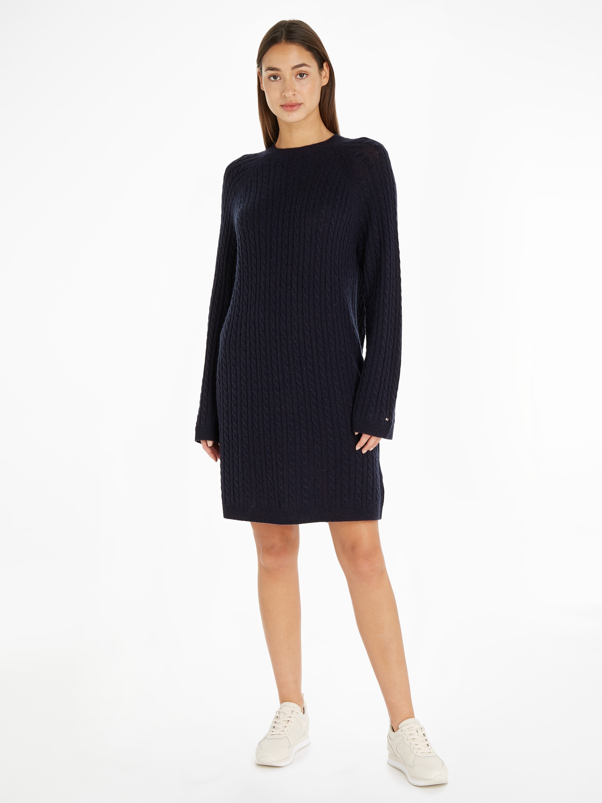 AO DRESS«, WOOL kaufen Hilfiger für BAUR Tommy CABLE aus Zopfstrick C-NK | weichem »SOFT Strickkleid