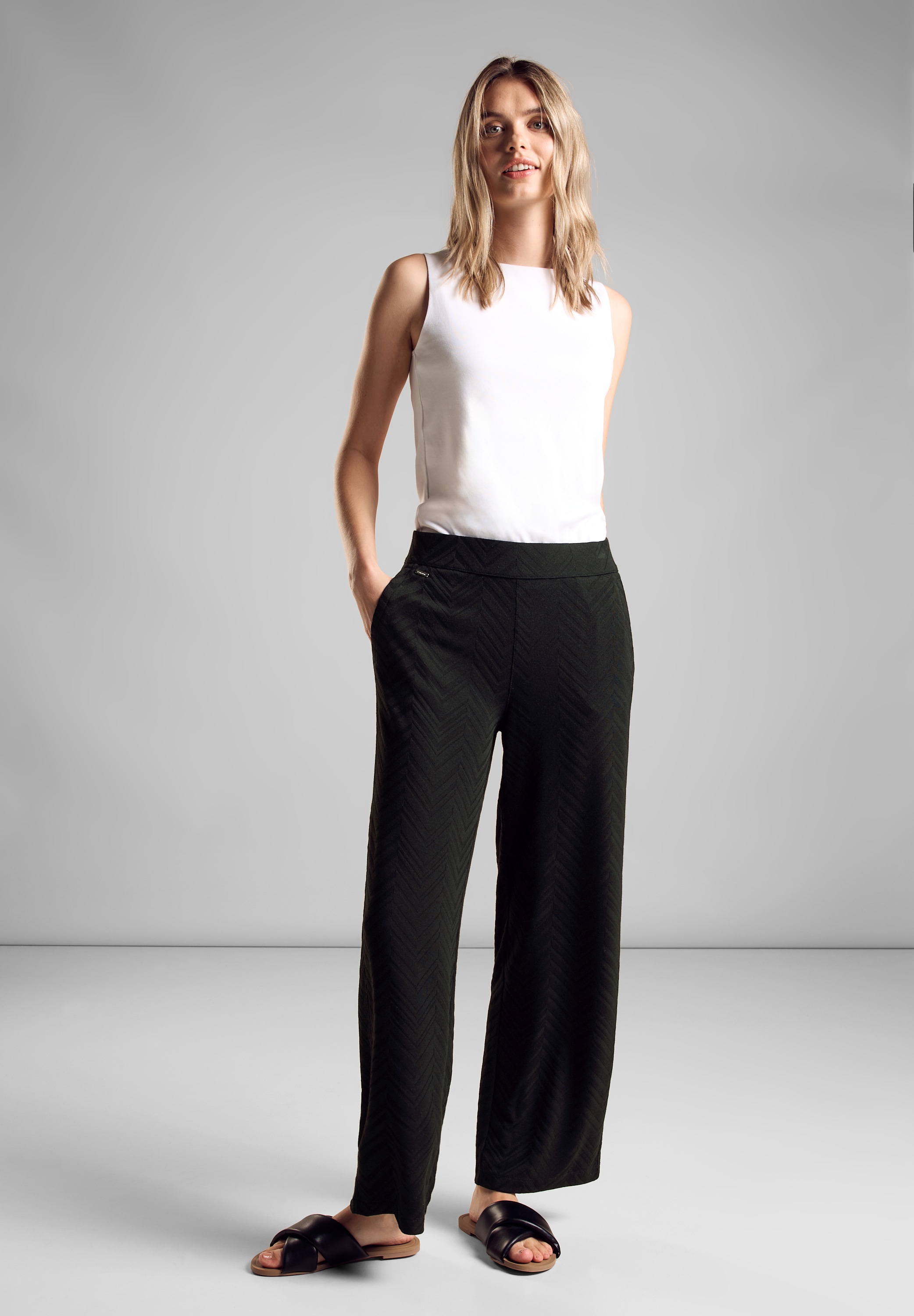 STREET ONE Stoffhose, High Waist