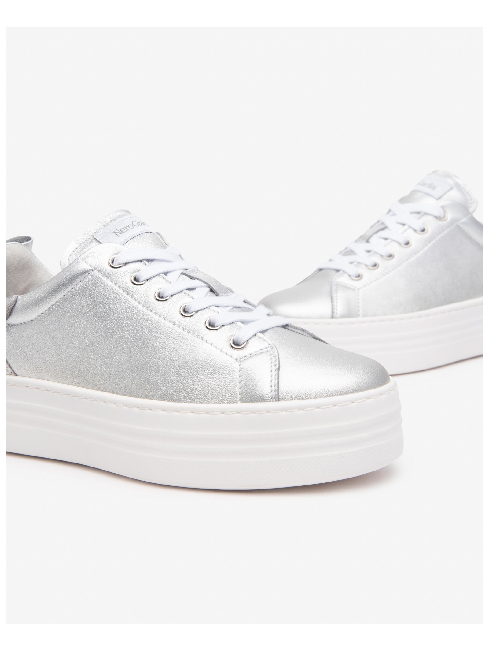 Nero Giardini Plateausneaker »Nero Giardini Sneaker Lederimitat«