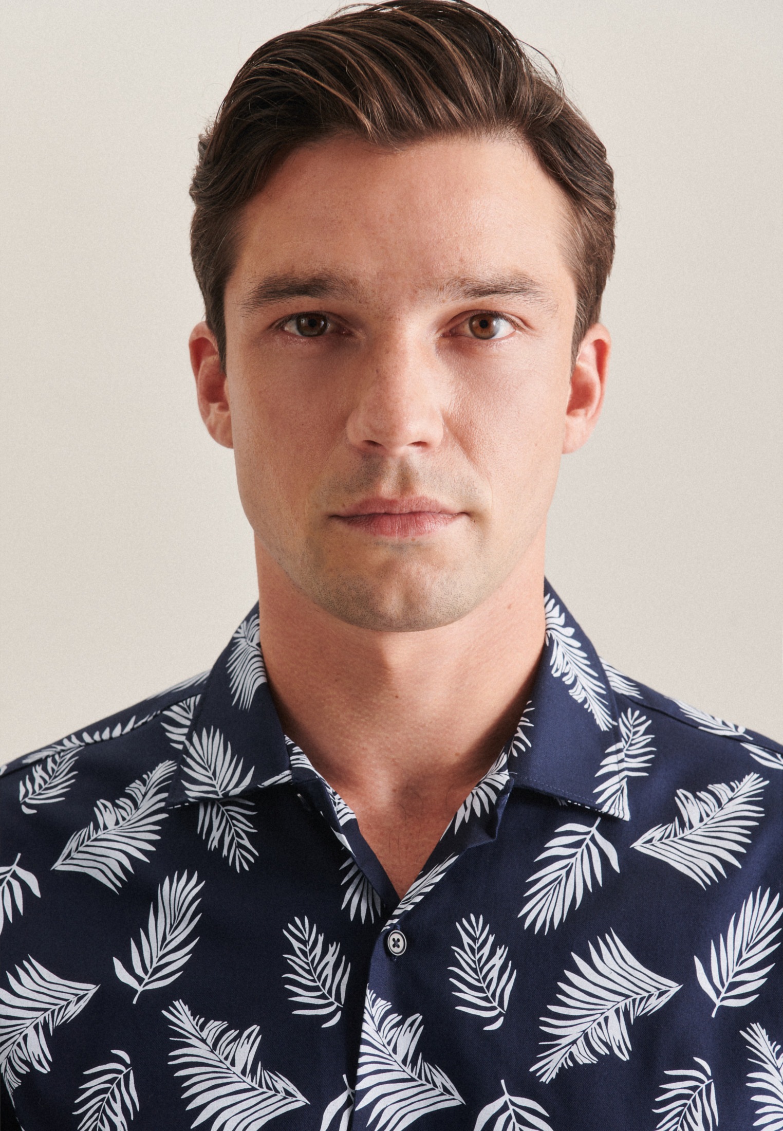 Thumbnail - seidensticker Businesshemd "Schwarze Rose" Regular 1/2 Reverskragen Druck