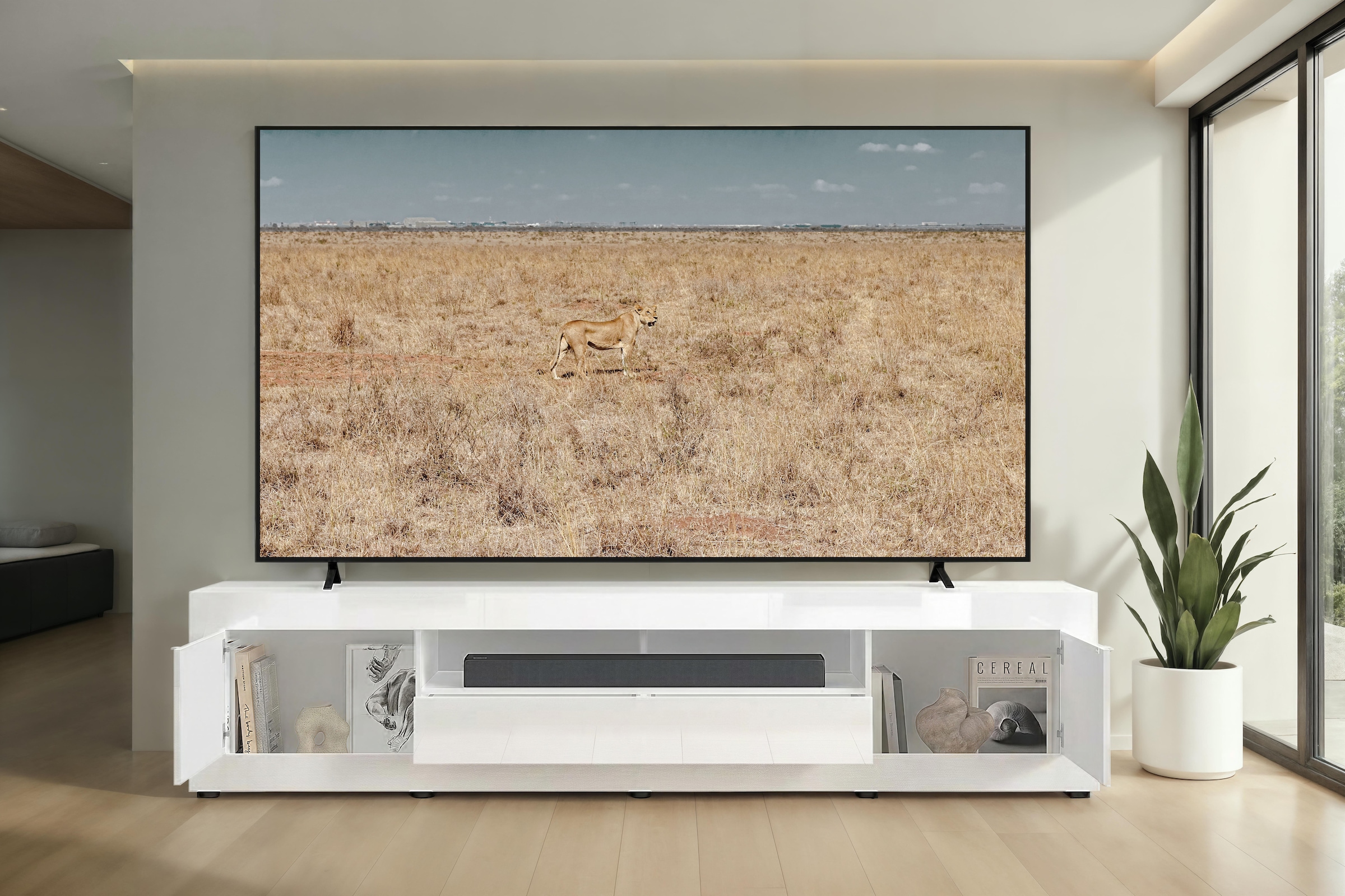 Home affaire Lowboard »Basic, 245 cm breit, 47 cm tief, 2 Türen, 1 Schubkasten, Medienboard« Modernes Lowboard für bis zu 98-Zoll-TV – perfekt für die WM