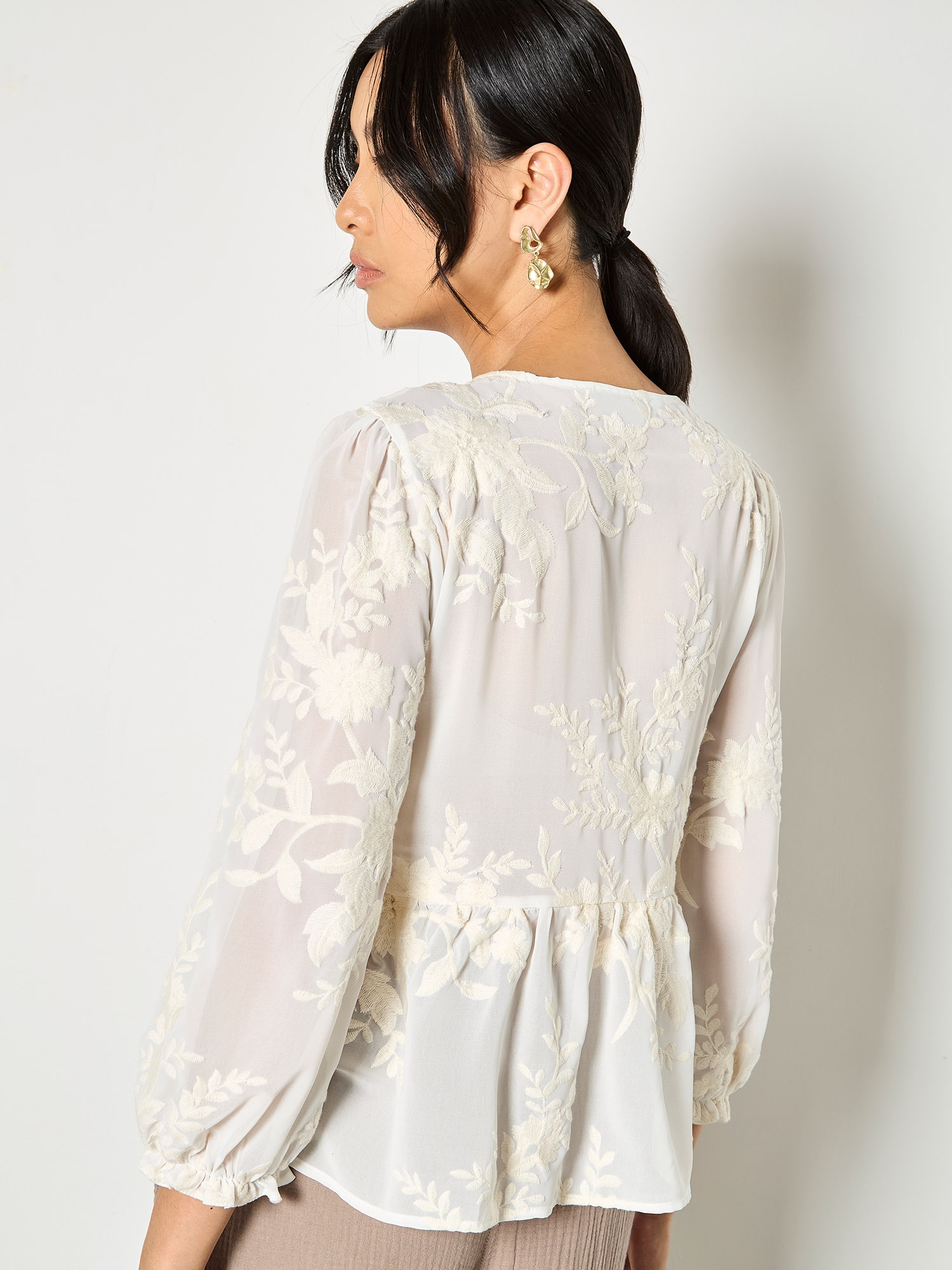 Apricot Chiffonbluse »Bluse« mit Stickerei