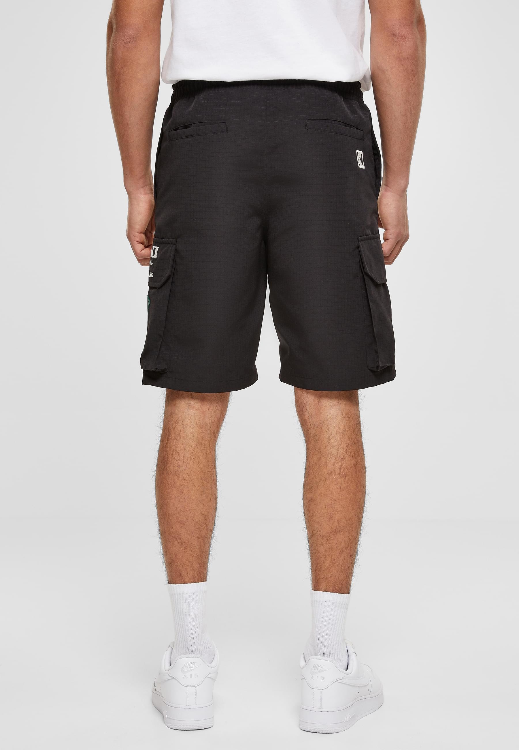 Karl Kani Shorts »Karl Kani Herren KM231-005-1KK Retro Patched Track Shorts black«, (1 tlg.)