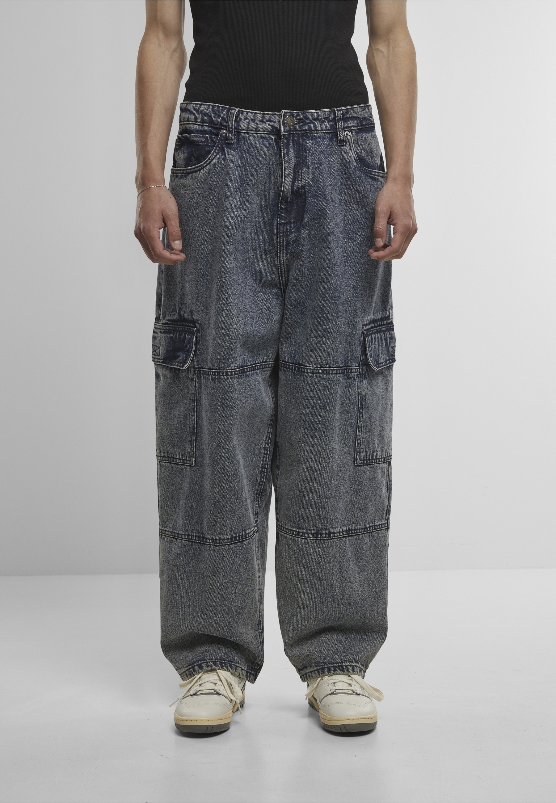 URBAN CLASSICS Bequeme Jeans »Urban Classics Tapered Heavy Ounce Baggy Cargo Jeans«