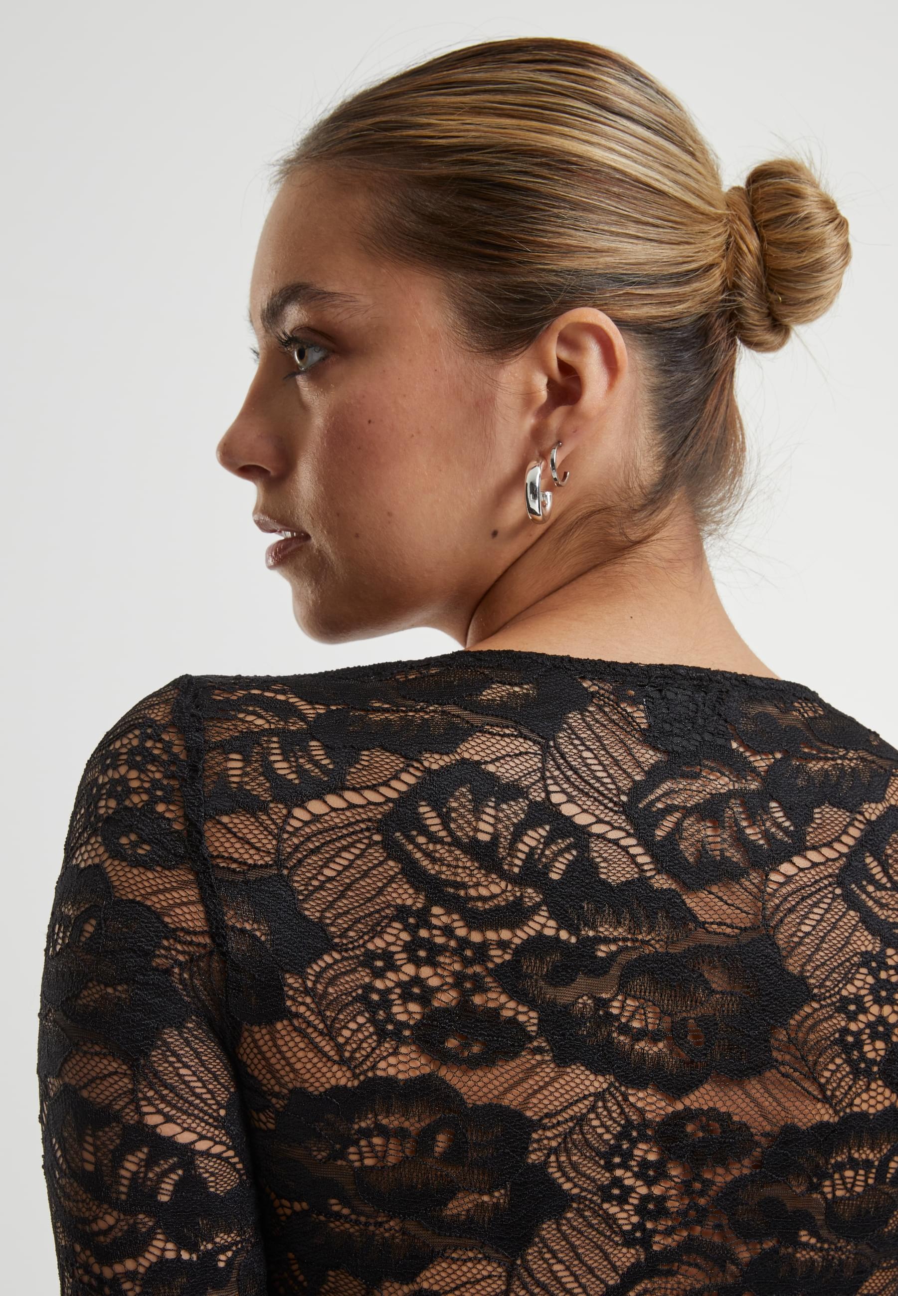 URBAN CLASSICS Body »Urban Classics Ladies Round Neck Lace Body«