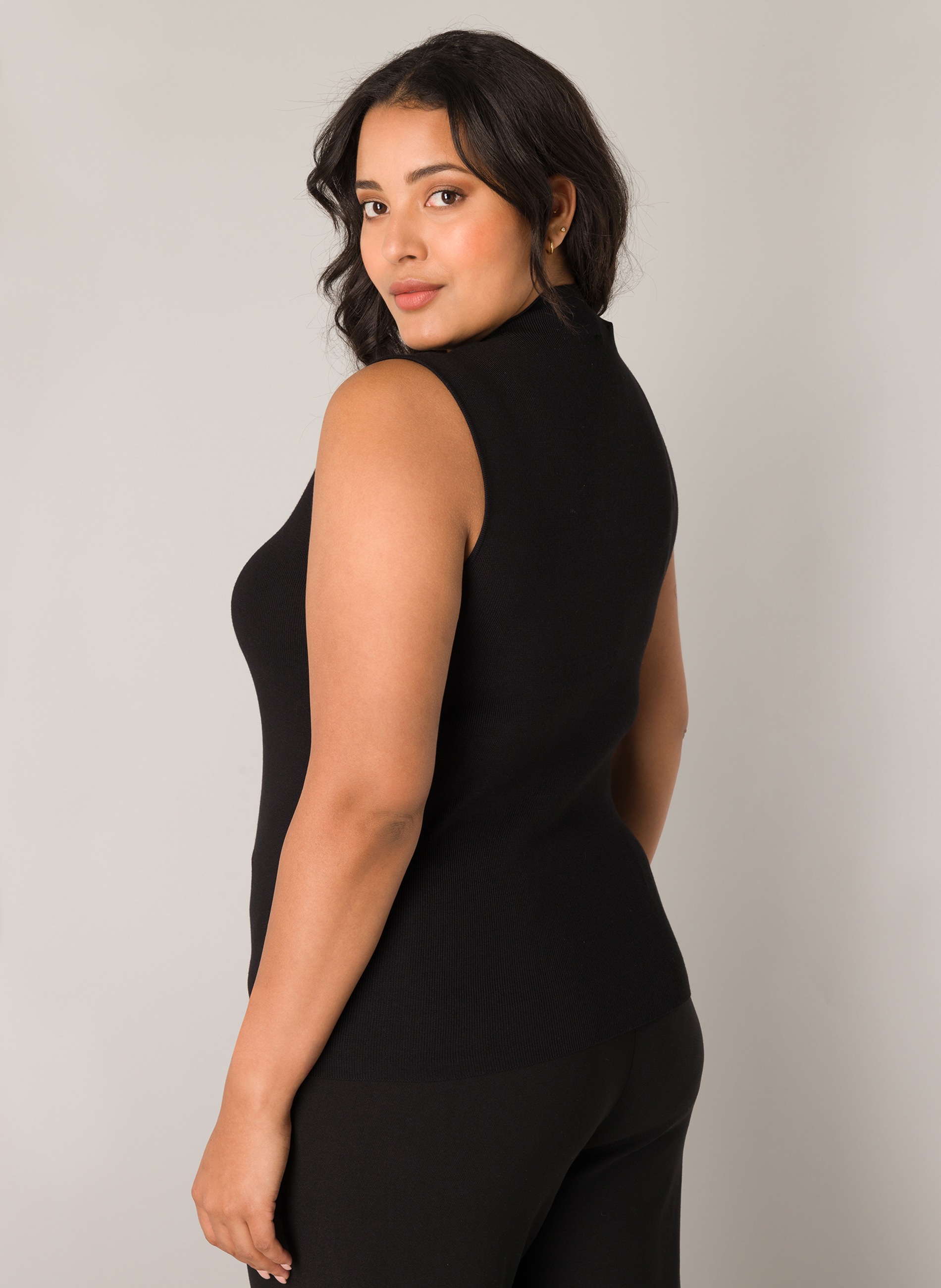 Base Level Curvy Ripptanktop, mit hochgeschlossenem Kragen, ärmellos günstig online kaufen