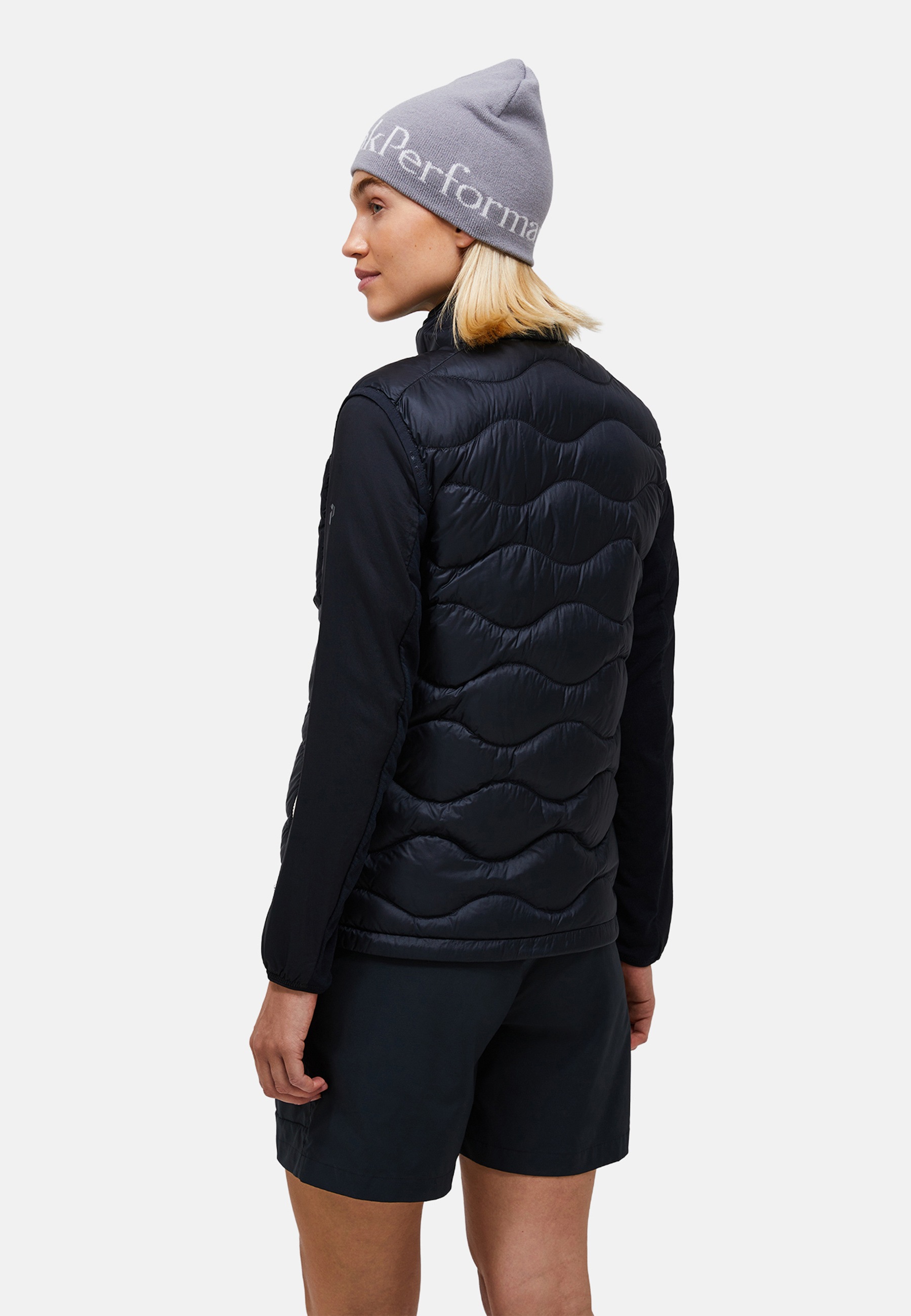Peak Performance Daunenweste »W Helium Utility Down Vest« mit dezenten Farbdetails