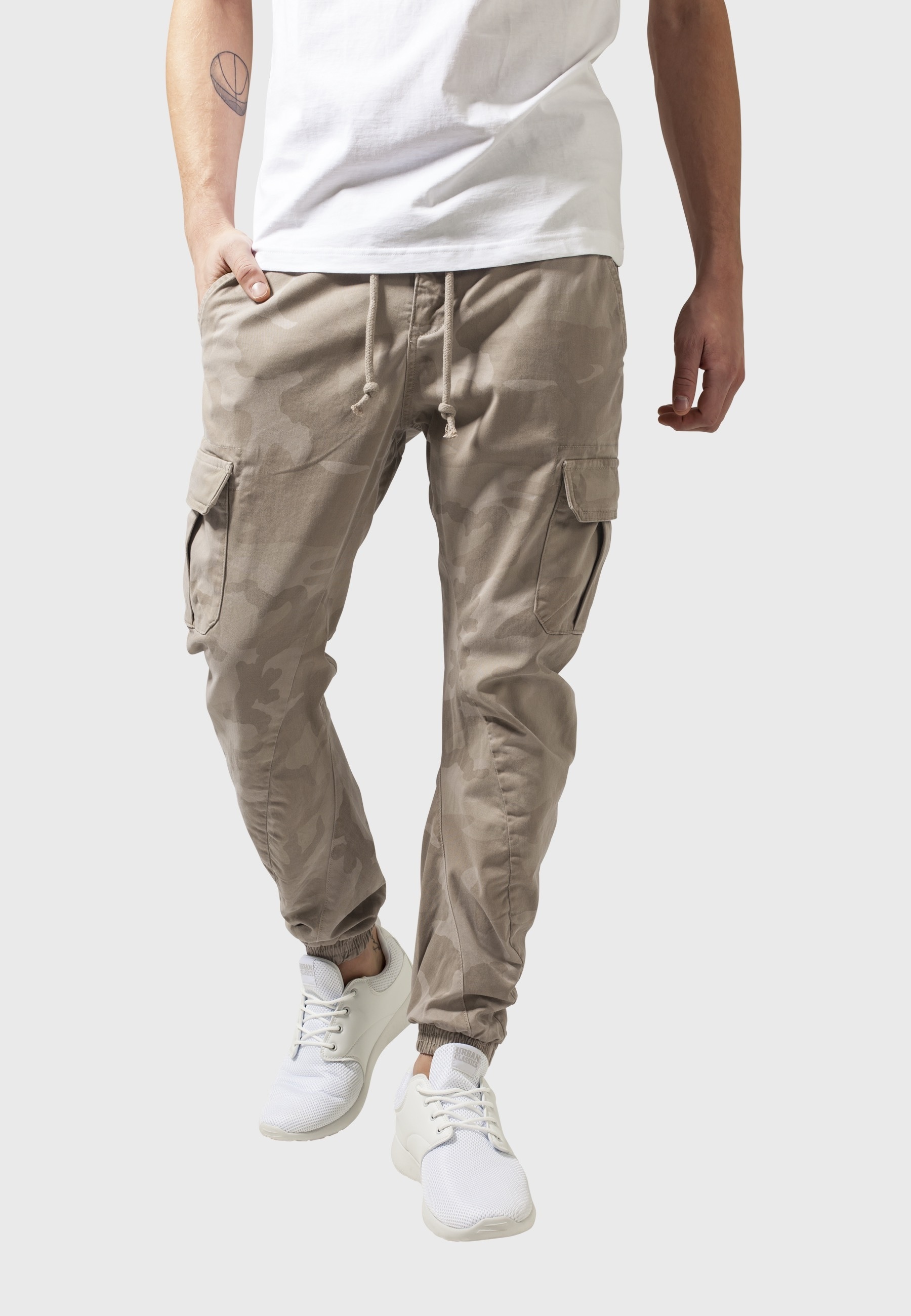 URBAN CLASSICS Cargohose »Urban Classics Herren Camo Cargo Jogging Pants«