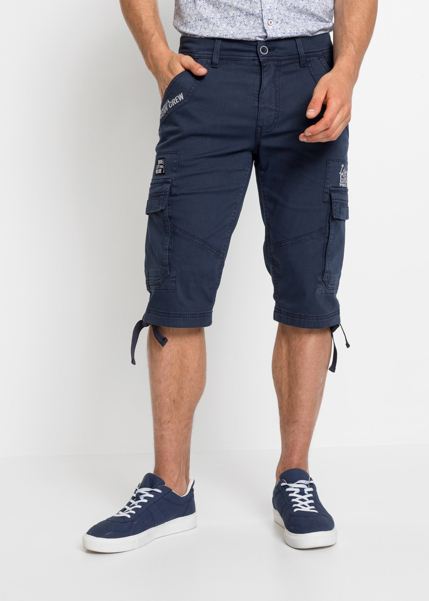 bonprix Longbermudas  aus leichter Baumwollqualität, mit Elasthan-Anteil, regular fit