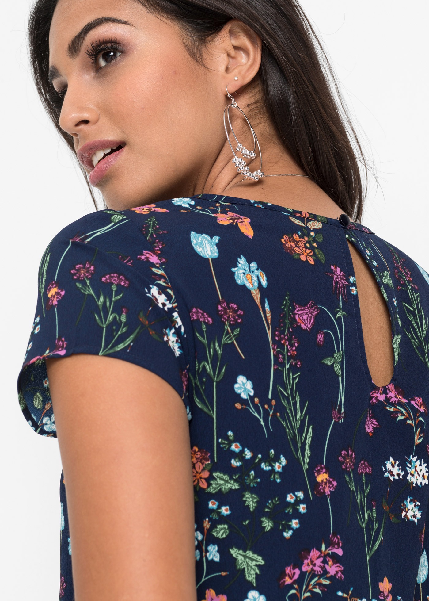Shirtbluse BONPRIX, Damen, Gr. 44, mitternachtsblau geblümt, Web, Obermaterial: 100% Polyester, regular fit, Blusen, figurumspielende Passform, für Frühjahr und Sommer, aus Polyester 3