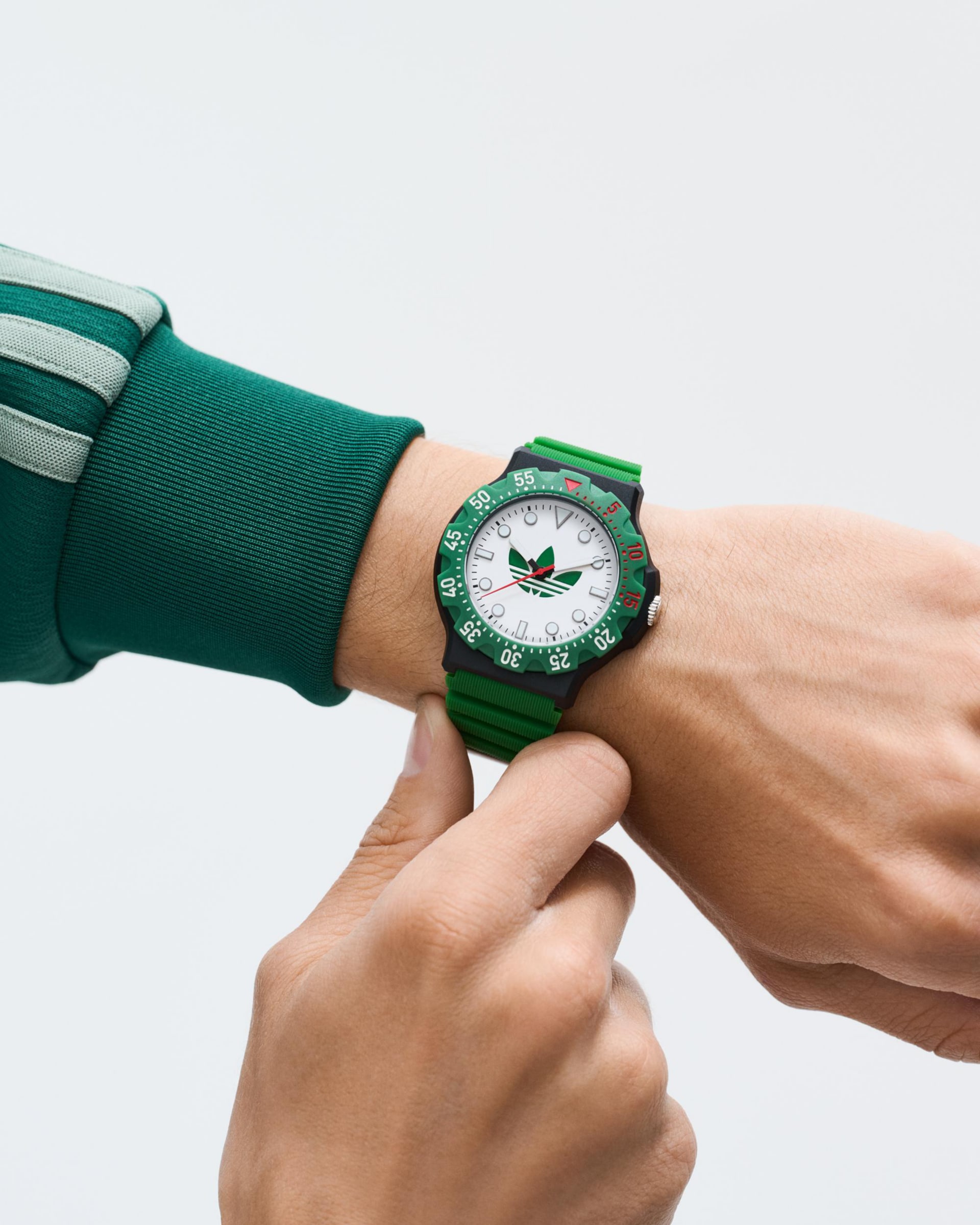 adidas Originals Quarzuhr »DISCOVERER TWO«, Armbanduhr, Herrenuhr, Damenuhr, Silikonarmband, Leuchtzeiger