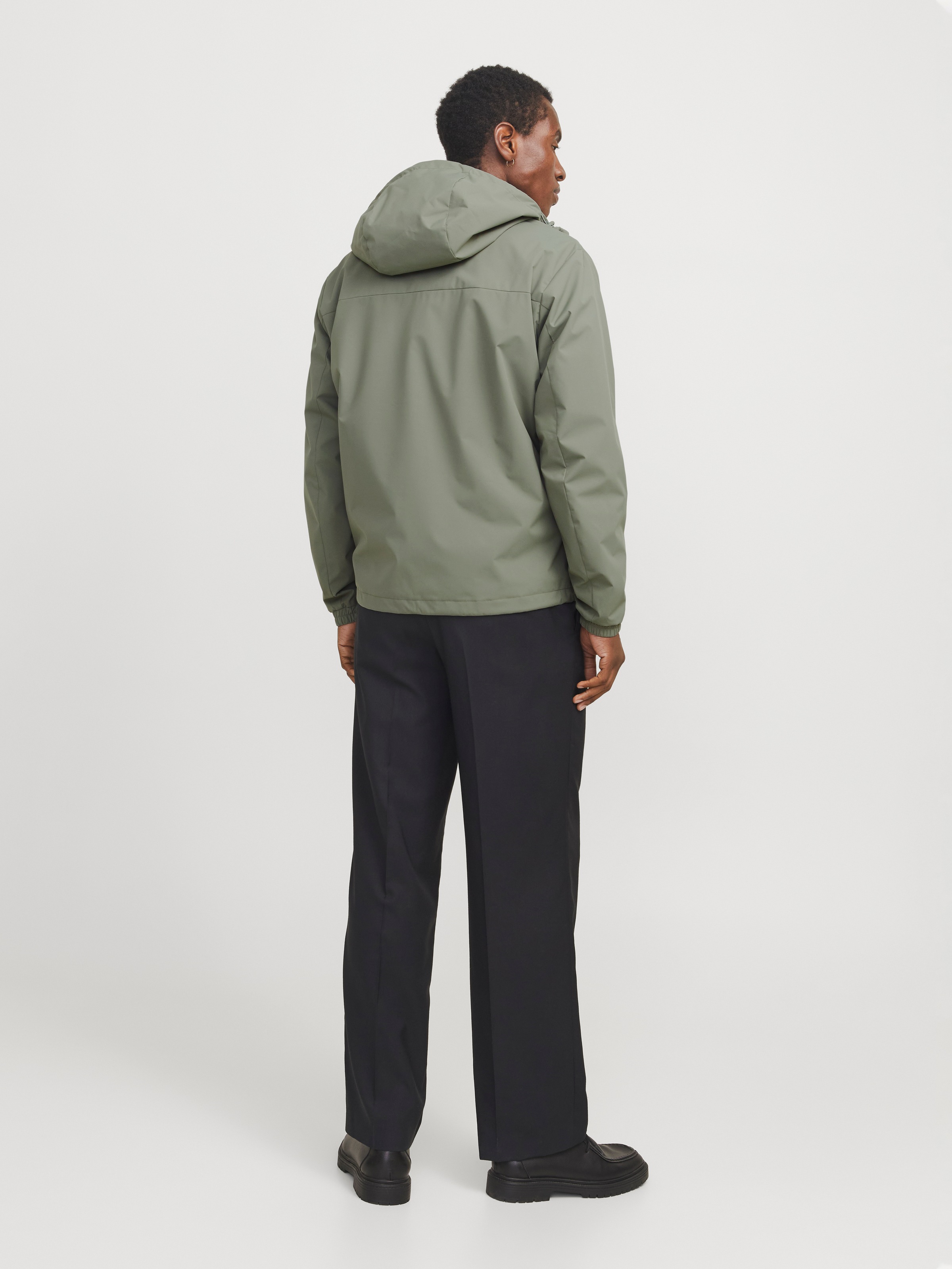 Jack & Jones Outdoorjacke »JJEURBAN LIGHT JACKET SN«, mit Kapuze, mit Kapuze
