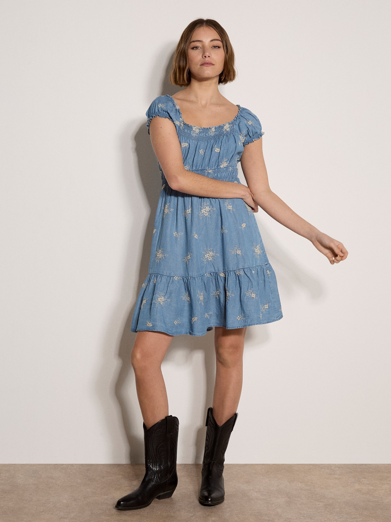 Apricot Minikleid »Denim Blumen-Stickerei Kleid« mit Blumenstickerei
