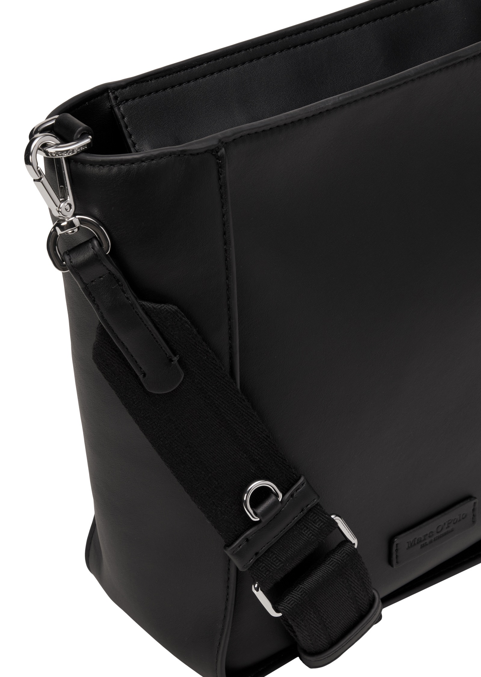 Umhängetasche MARC O'POLO "aus einer Lederalternative aus recyceltem Polyester", Damen, Gr. B/H/T: 28cm x 26cm x 11cm, schwarz, Polyester, unifarben, Taschen Umhängetasche 2