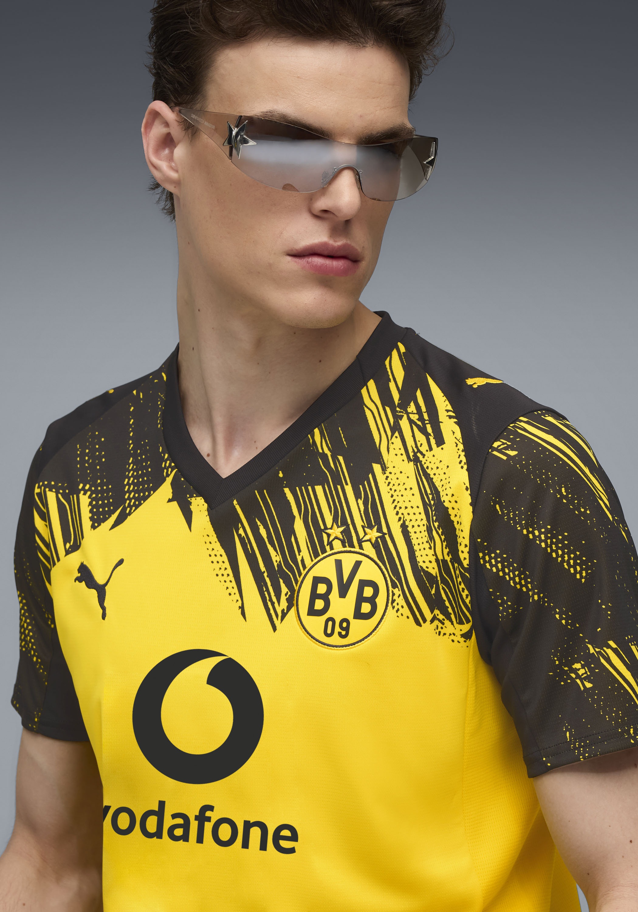 Thumbnail - PUMA Trainingstop "BVB HOME JERSEY REPLICA WITH SPONSOR" Regular Fit, sportlicher Stil