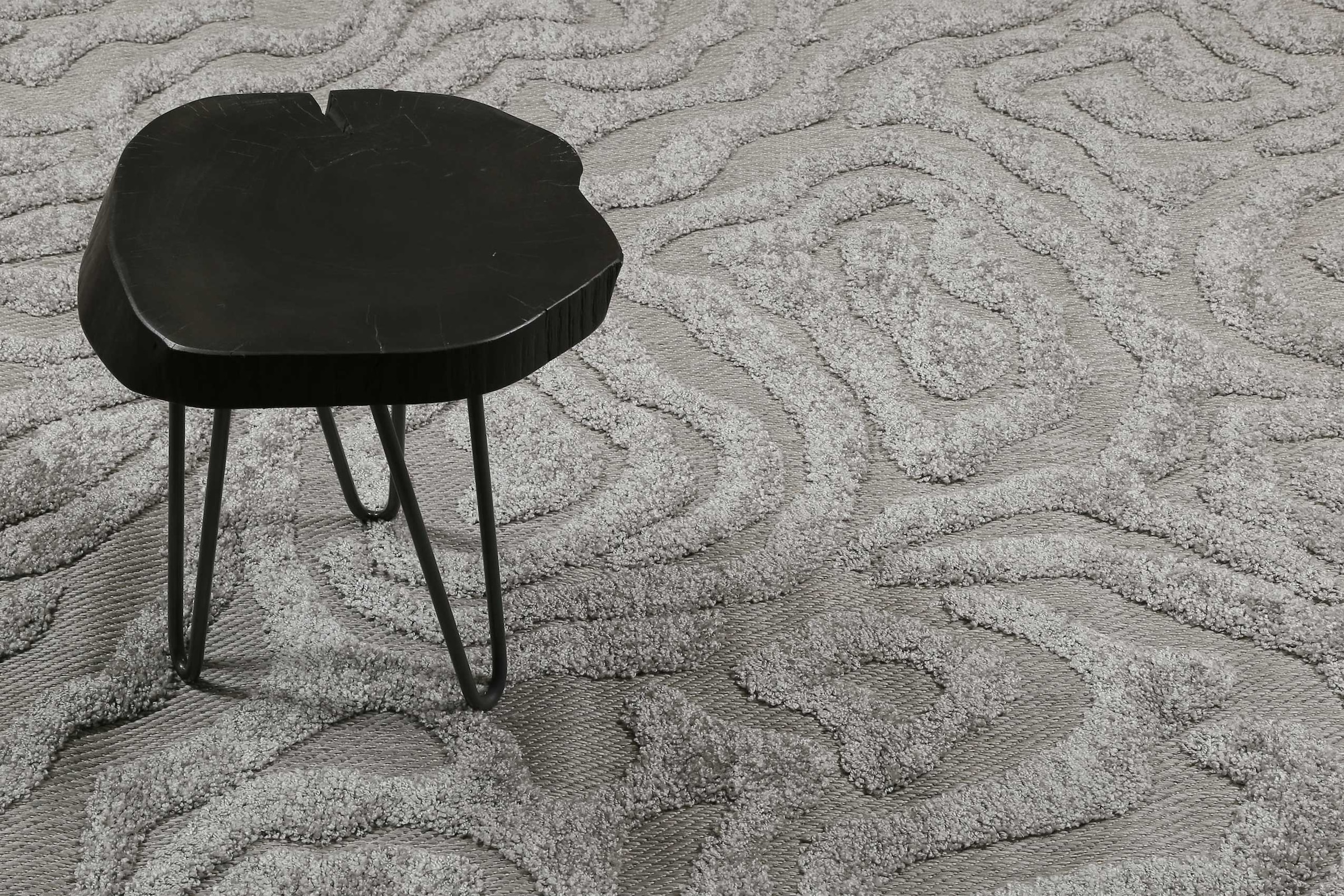 Esprit Outdoorteppich »Soul Jack,  ESP-54230«, rechteckig, 4 mm Höhe, Hoch-Tief-Effekt, florale Struktur, modern, robust, Terrasse, Küche