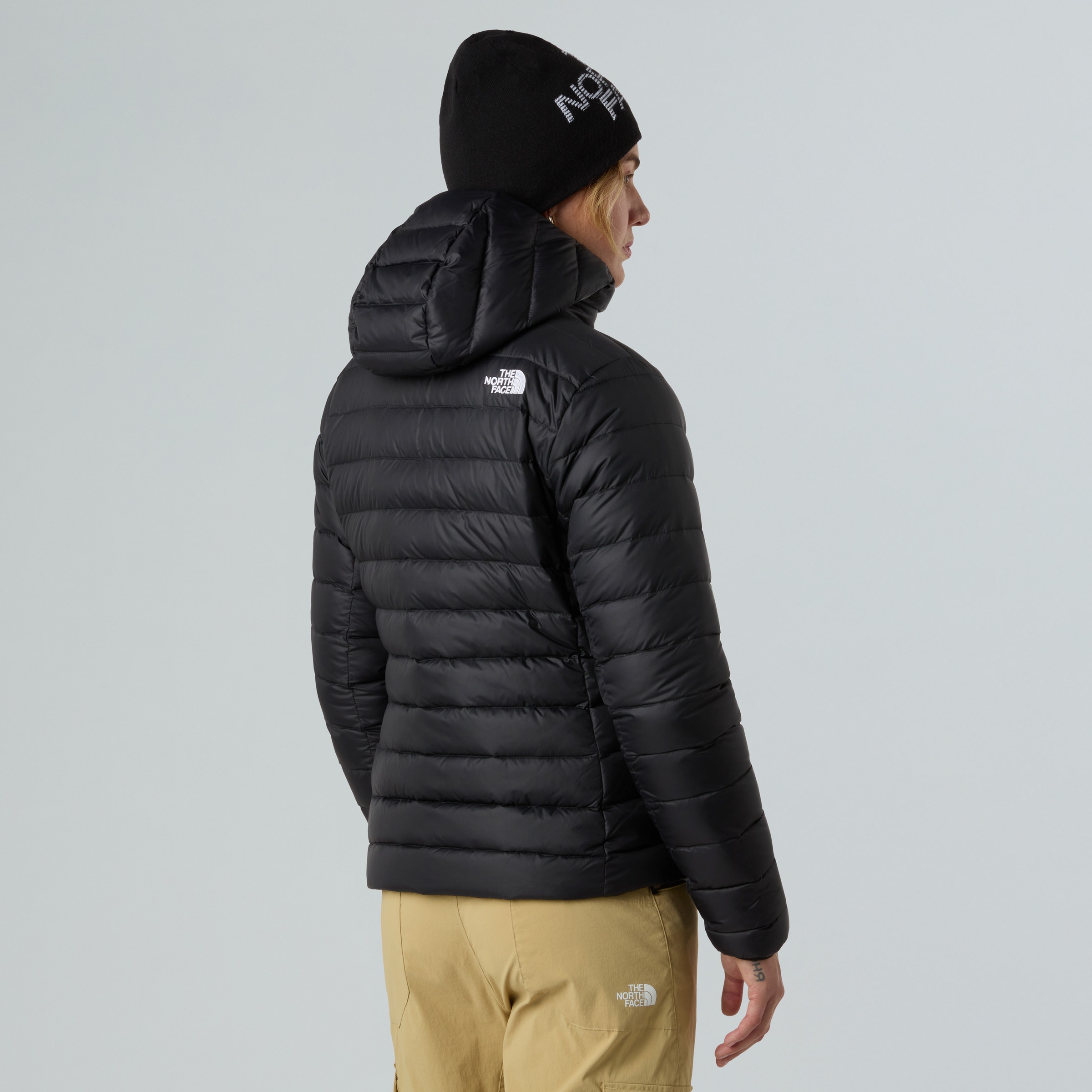 The North Face Daunenjacke »W CLASSIC DOWN HOODED JACKET«, (1 St.), Daunenfüllung, sehr warm, wetterfest