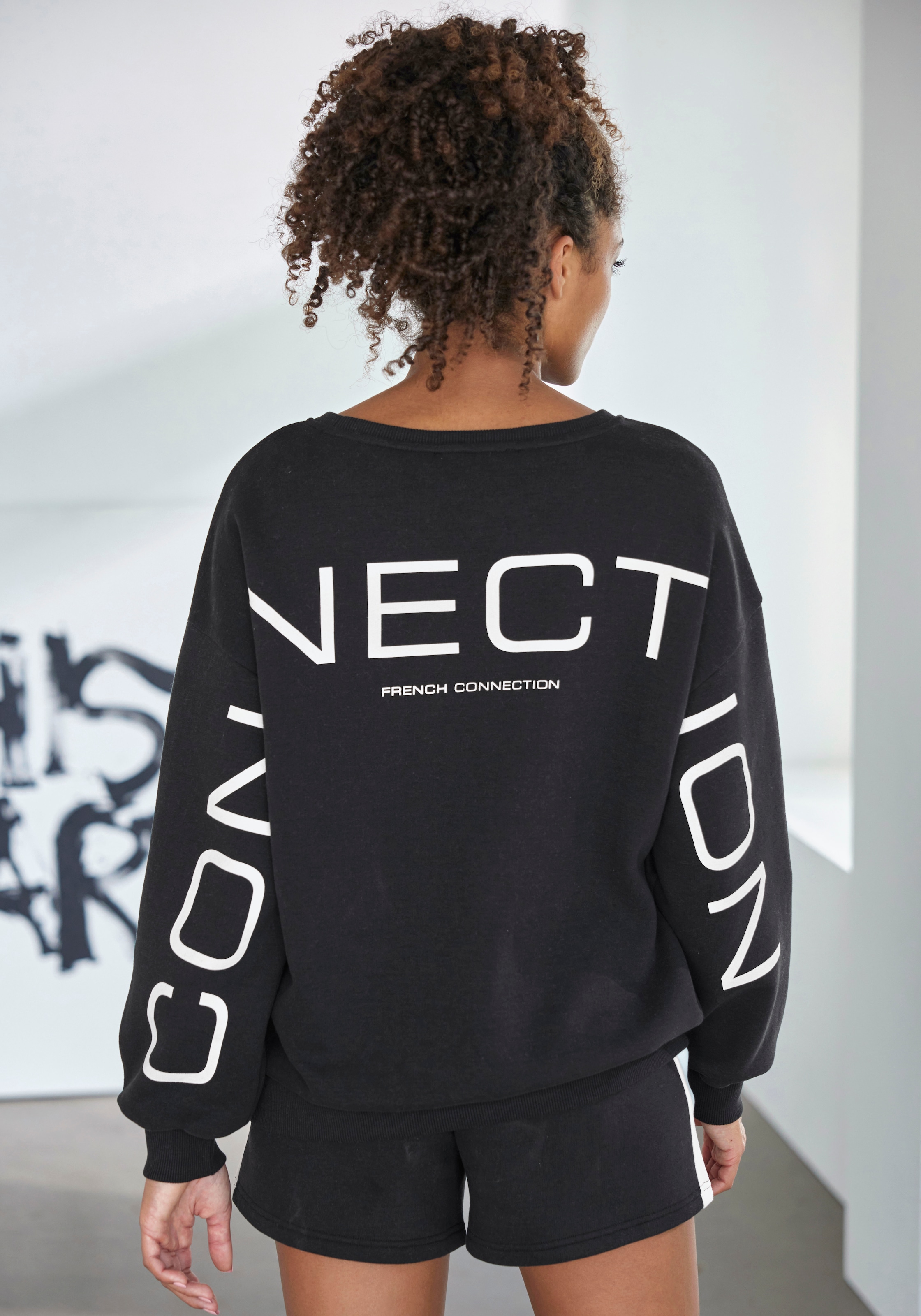 French Connection Sweatshirt »-Langarmshirt«, (1 tlg.), mit Schriftzug auf dem Rücken