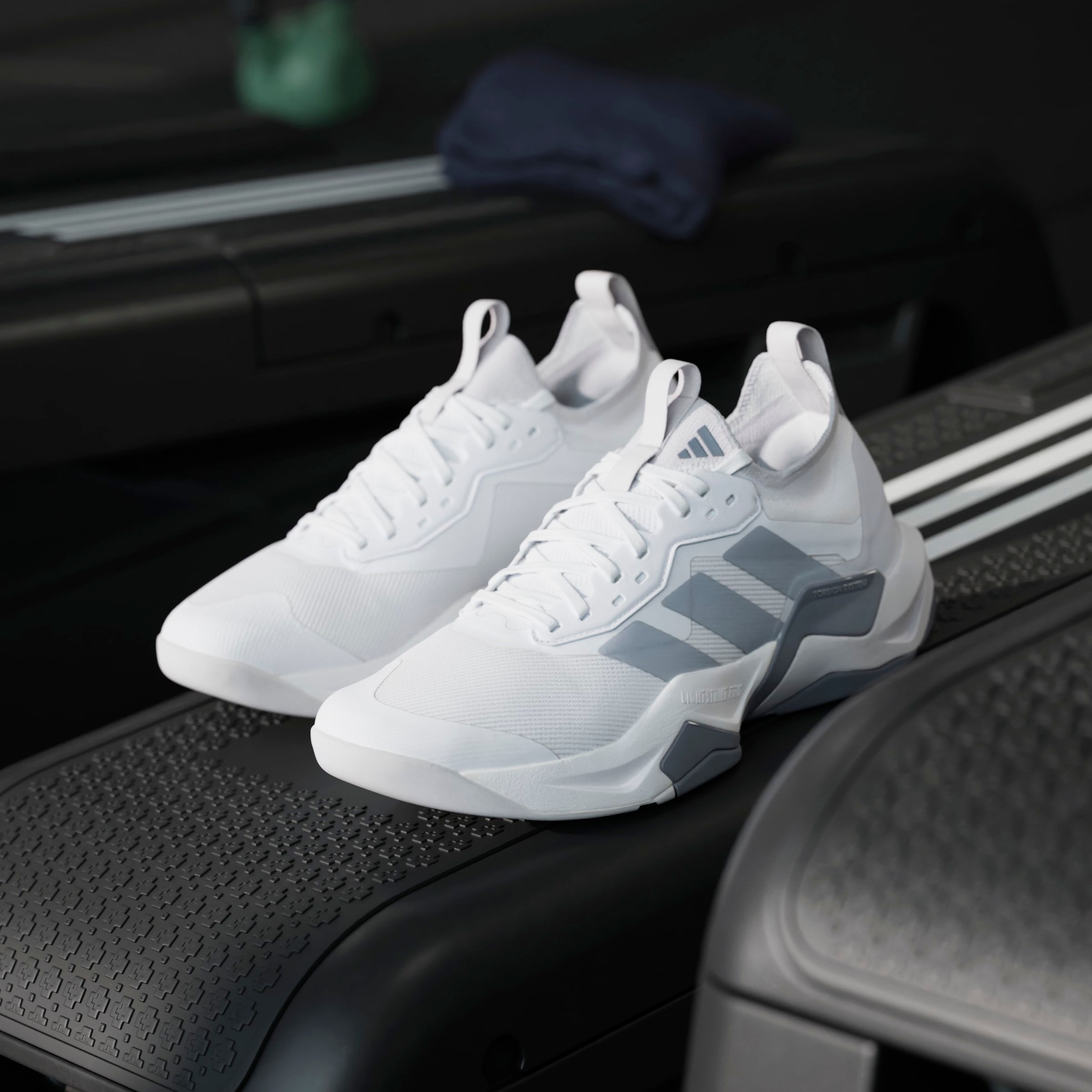 adidas Performance Trainingsschuh »RAPIDMOVE ADV 2«