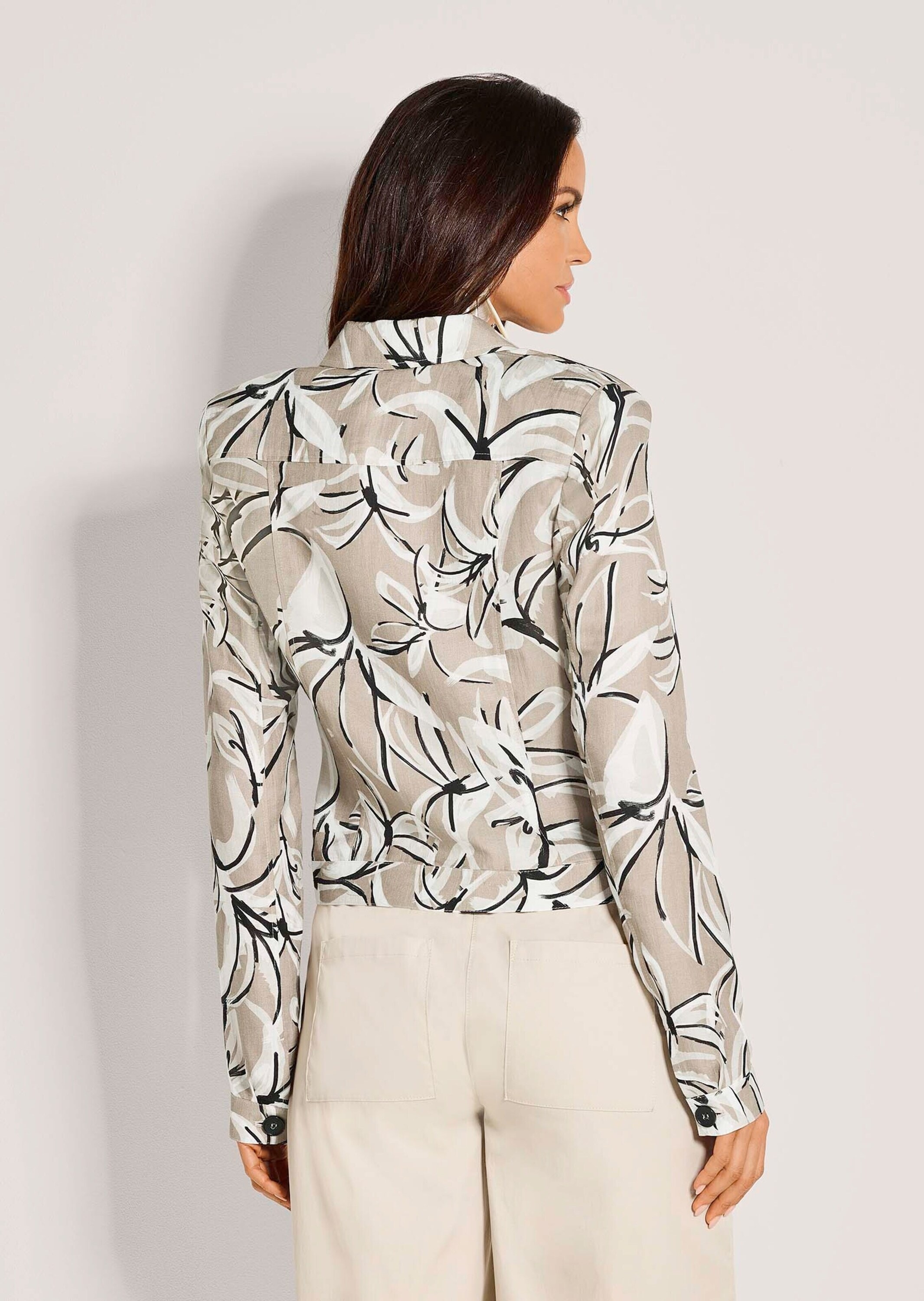 MADELEINE Jackenblazer »Blazer Kurzblazer mit floralem Muster« Knopfmaschetten