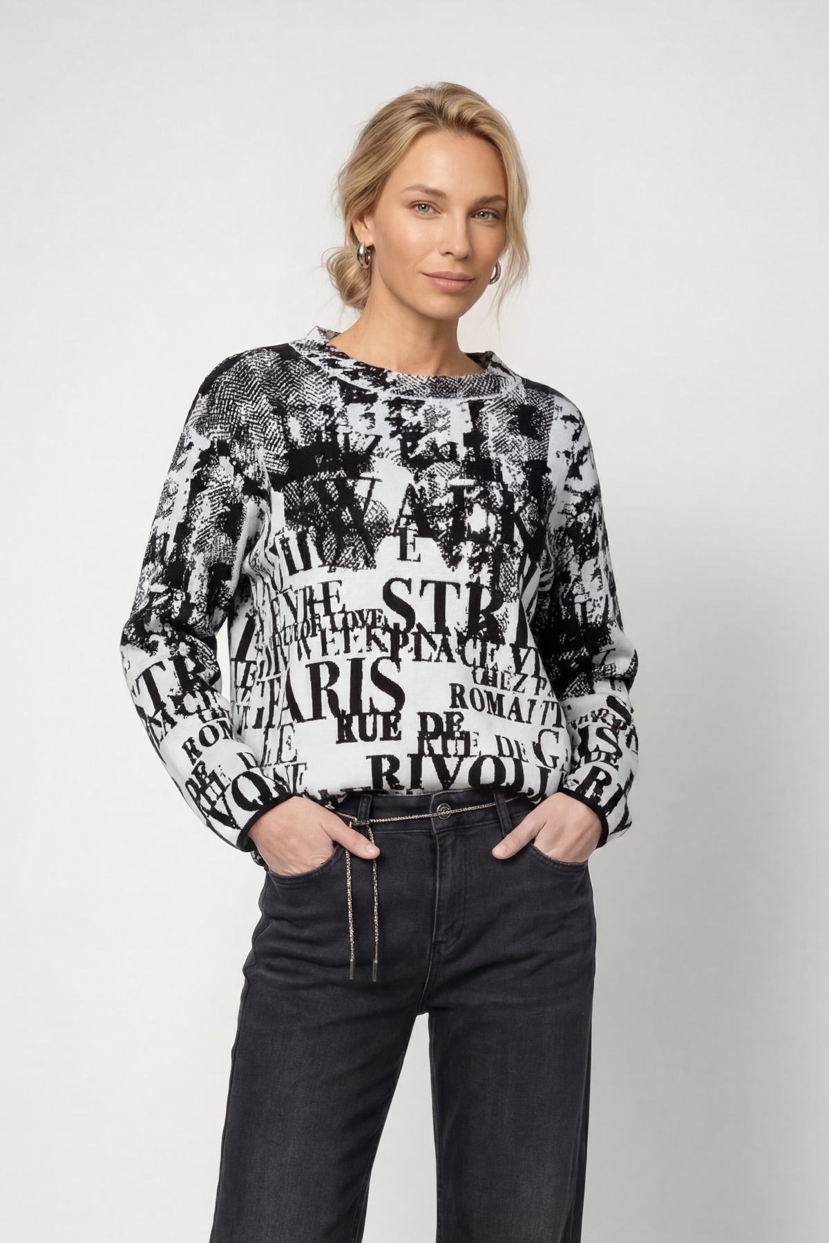 Monari Rundhalspullover "Pullover Buchstabenjacquard" Regular fit mit Rundhalsausschnitt