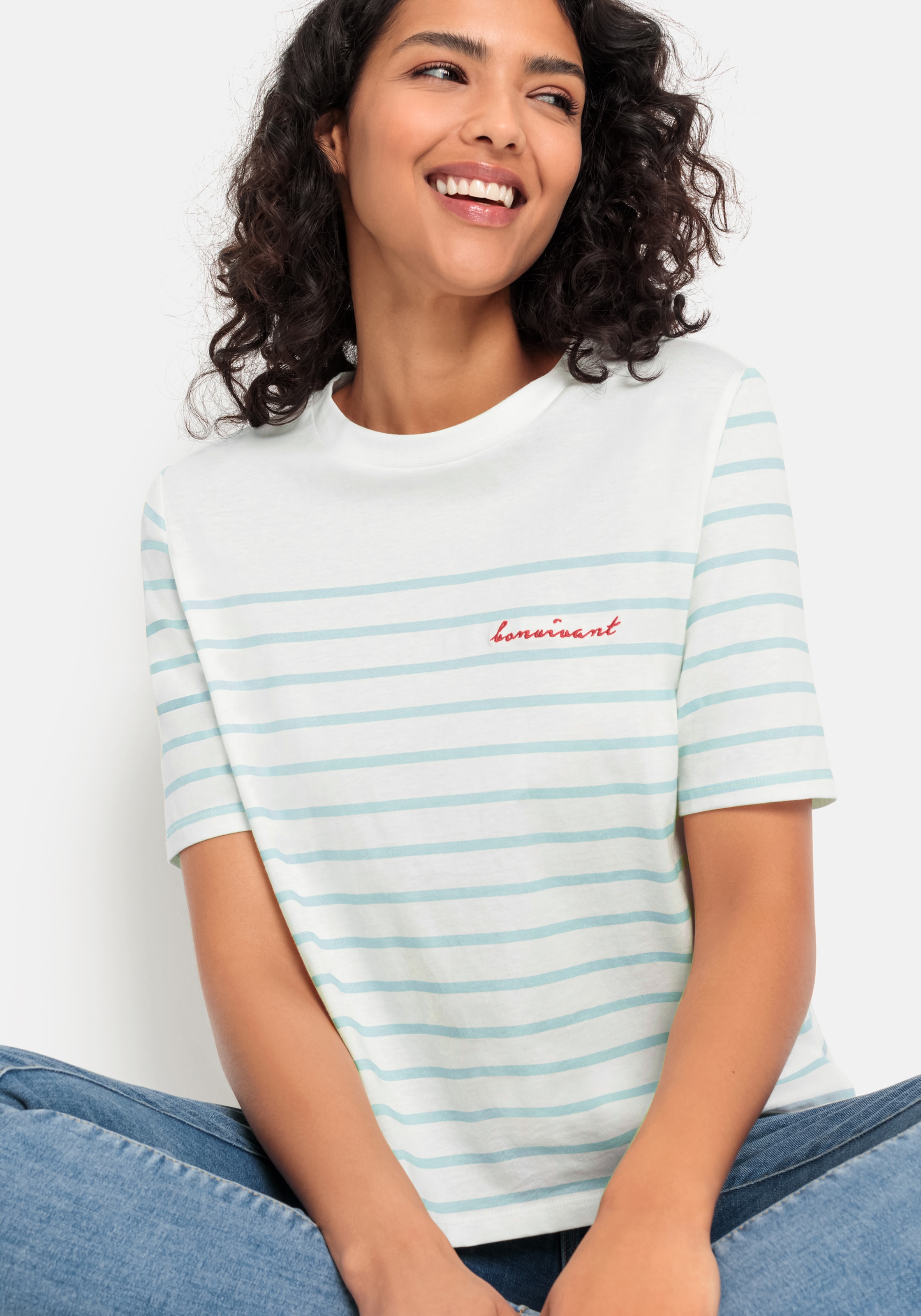 LASCANA T-Shirt mit Streifen, Kurzarmshirt aus Baumwolle, schlanke Optik, B günstig online kaufen