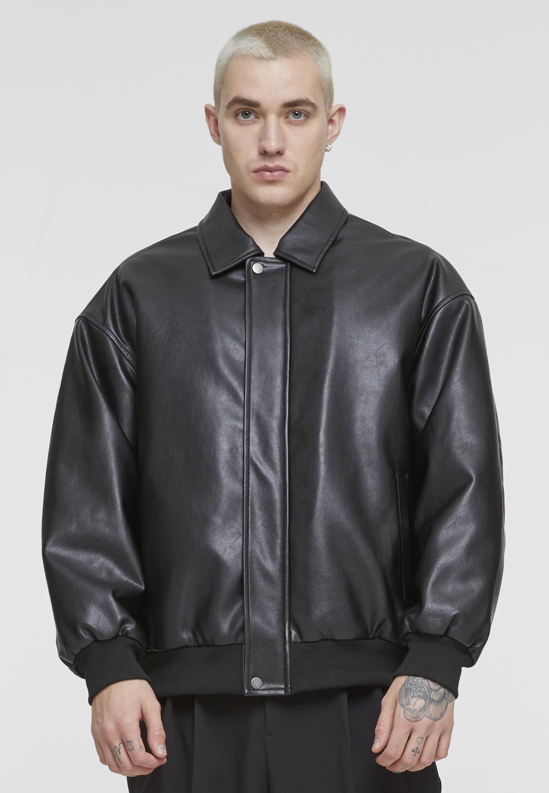 URBAN CLASSICS Lederjacke »Urban Classics Synthetic Leather Blouson« 1 Stk. tlg. ohne Kapuze